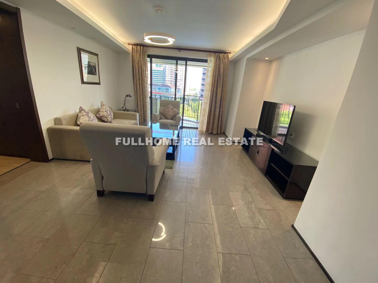 Same compound: CW.Unted Communty(Zhenning Road), 3 bedrooms in Shanghai