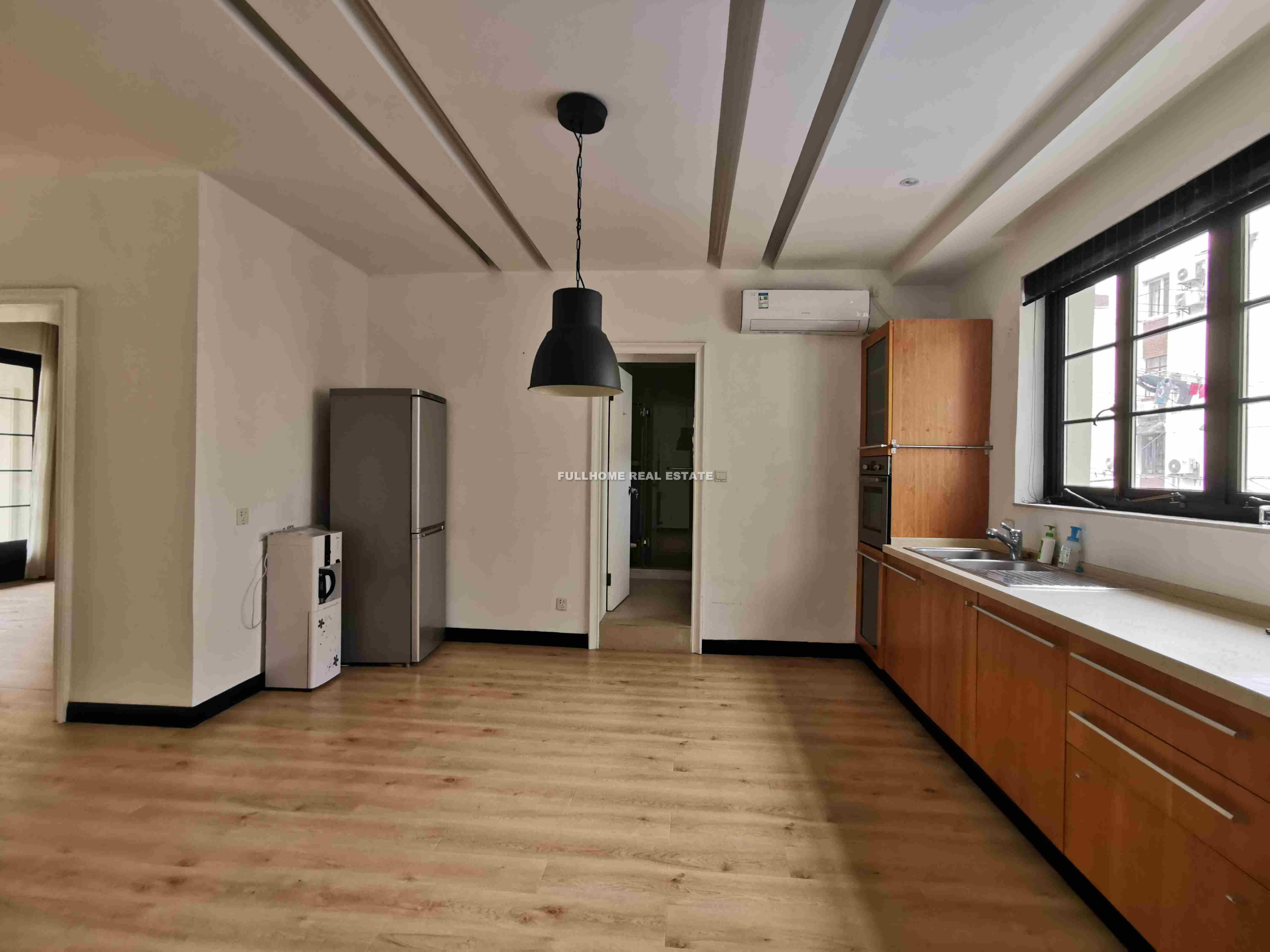 No.22 Taian Road Old House - 2 bedroom apartment in Shanghai, Downtown, Downtown