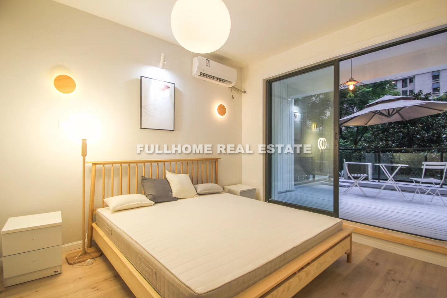 Zhong Yuan Liang Wan Cheng - Interior view 2, Shanghai rental property