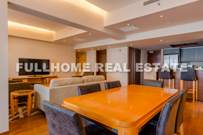 Shanghai Centre - 2 bedroom apartment in Shanghai, Jing An, Downtown