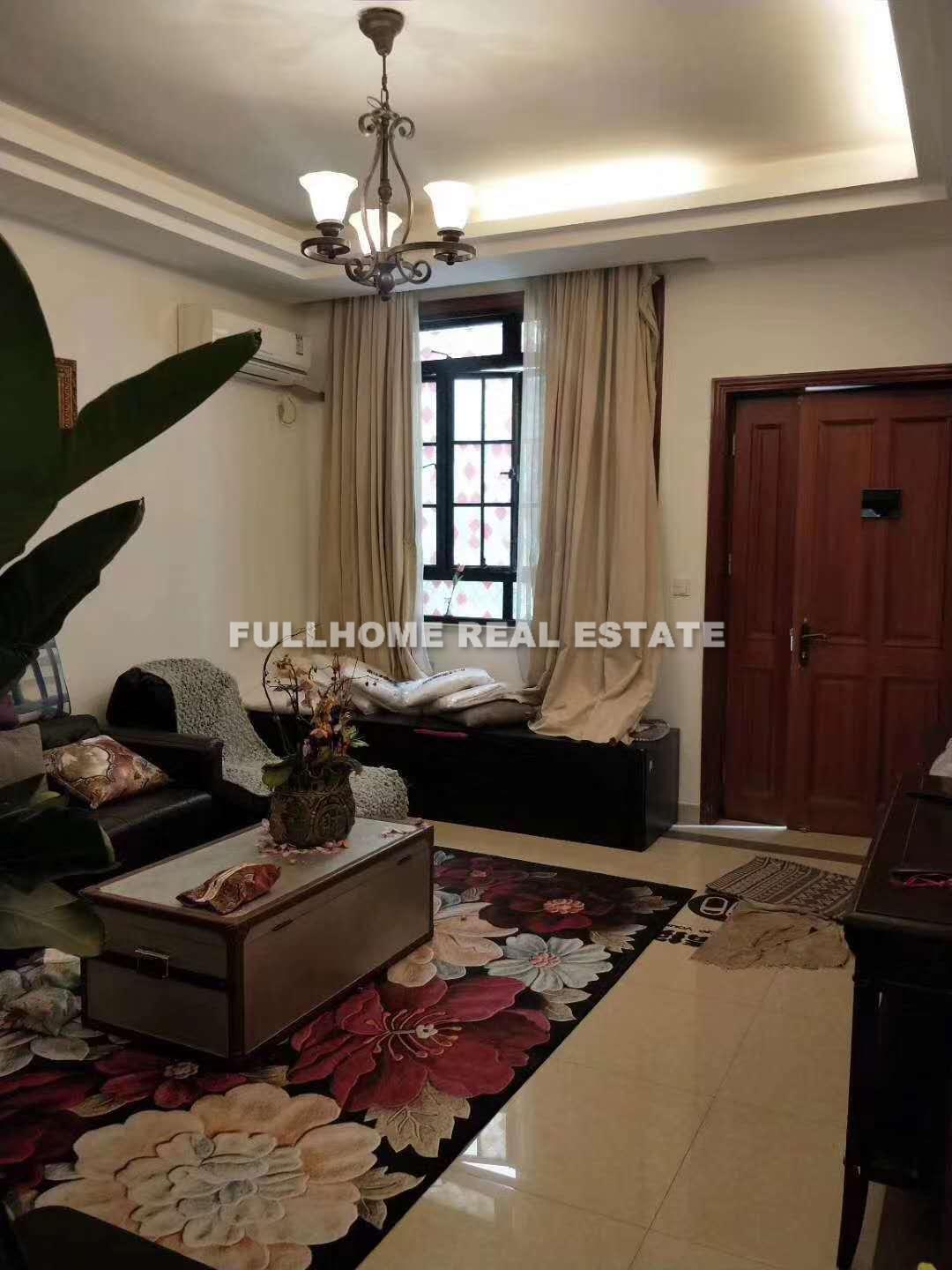 Lane 1-200 South Xiangyang Road Old House	 - 4 bedroom apartment in Shanghai, FFC, Downtown
