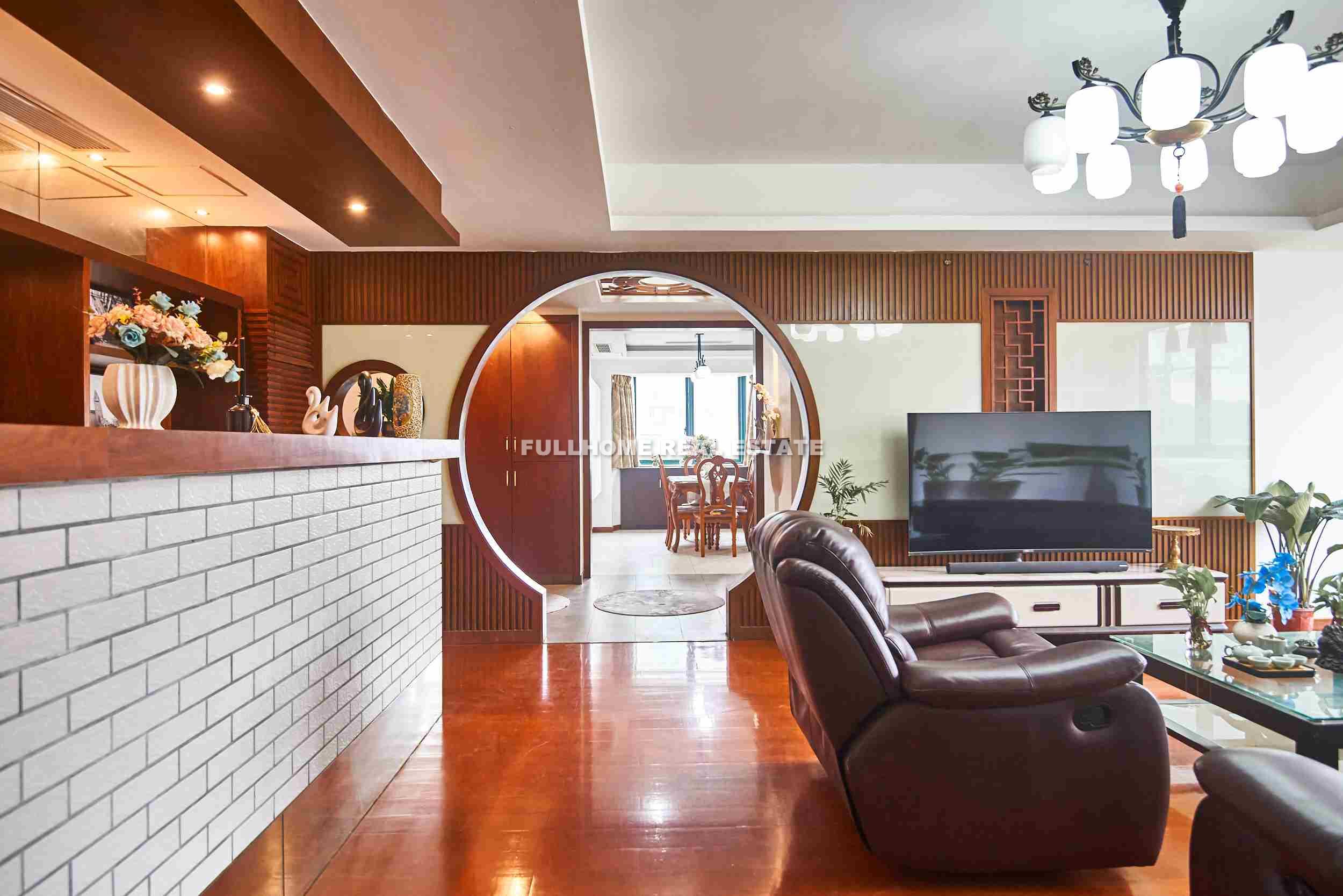 Golden Garden - 4 bedroom apartment in Shanghai, Gubei, Hongqiao