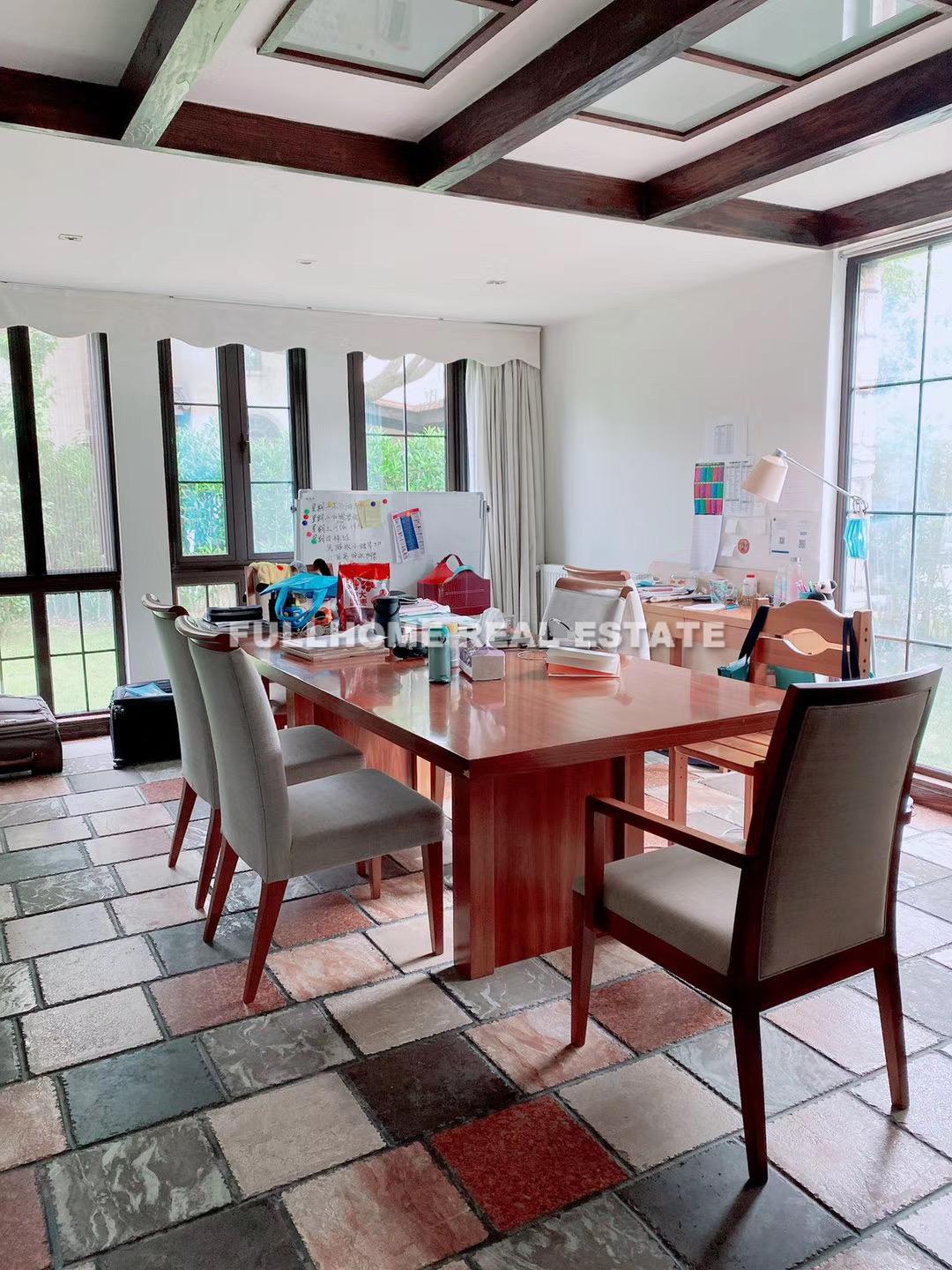 Rancho Santa Fe - 4 bedroom apartment in Shanghai, Minhang, Suburb
