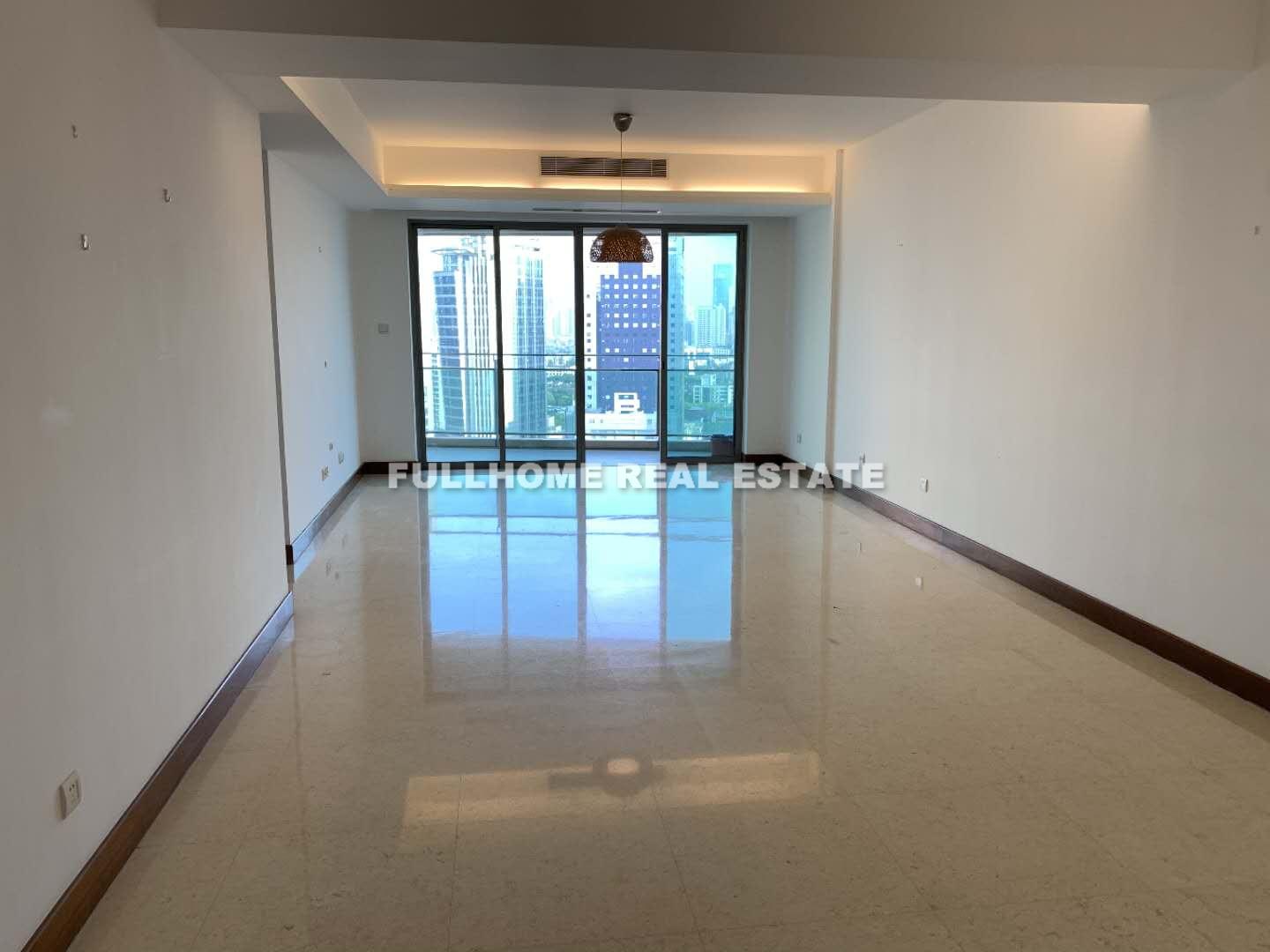 Jing An Four Seasons - 3 bedroom apartment in Shanghai, Jing An, Downtown