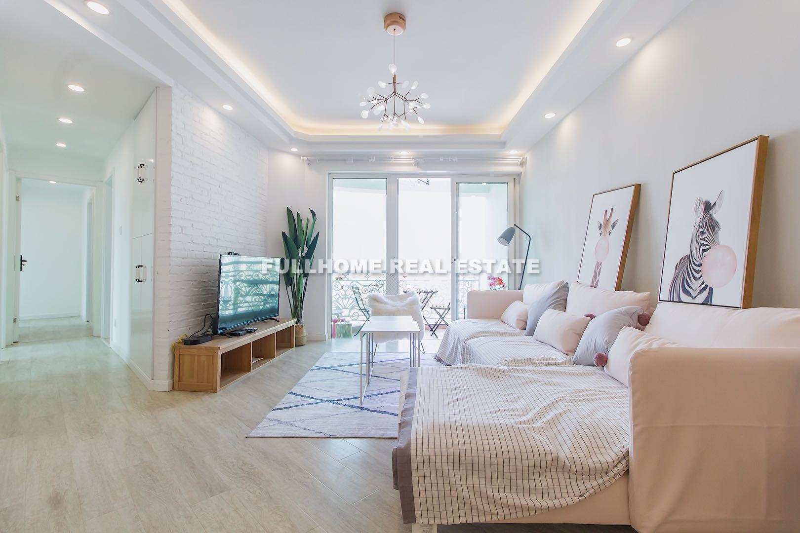 Chez Moi - 3 bedroom apartment in Shanghai, Jing An, Downtown