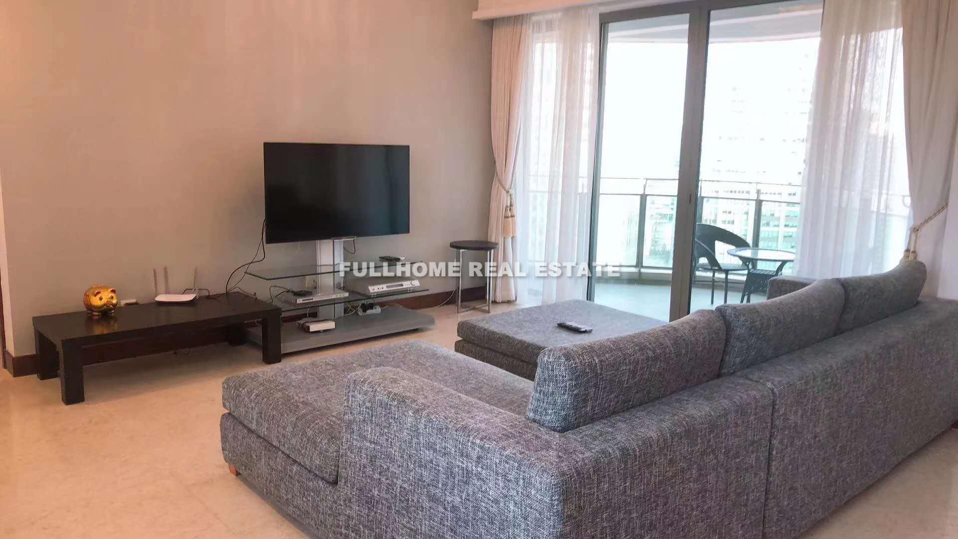 Jing An Four Seasons - 3 bedroom apartment in Shanghai, Jing An, Downtown