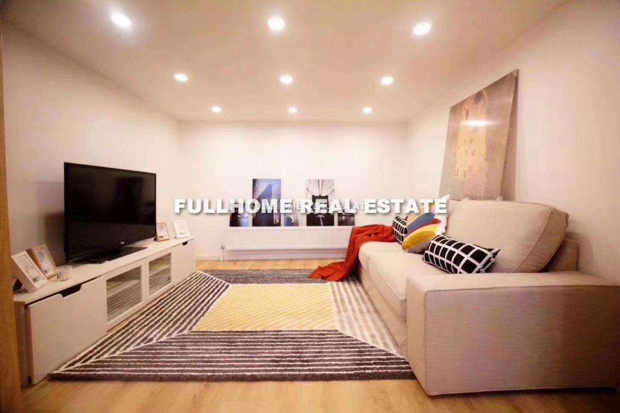 Lane 401-800 Changle Road Old House	 - 2 bedroom apartment in Shanghai, Jing An, Downtown