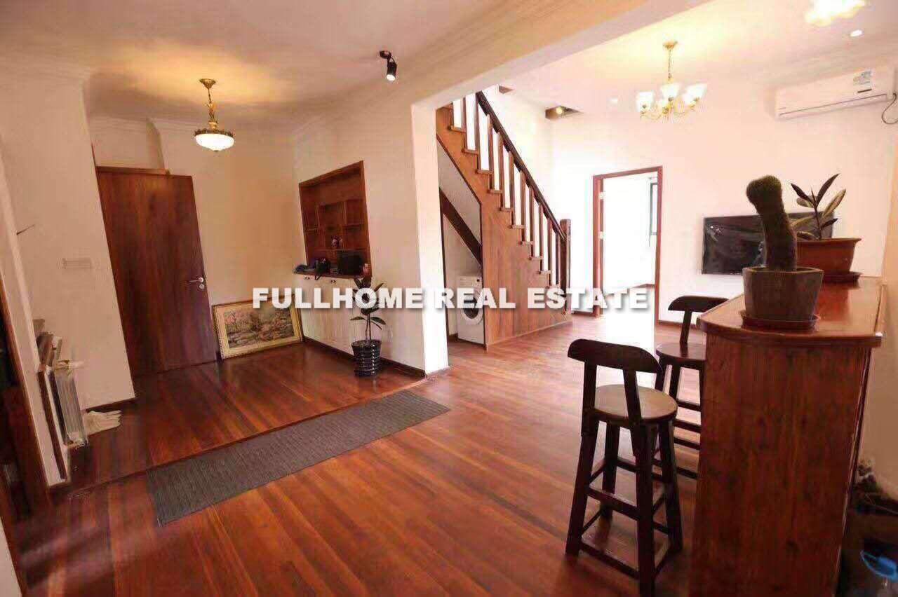 Lane 801-1300 Changle Road Old House - 2 bedroom apartment in Shanghai, FFC, Downtown