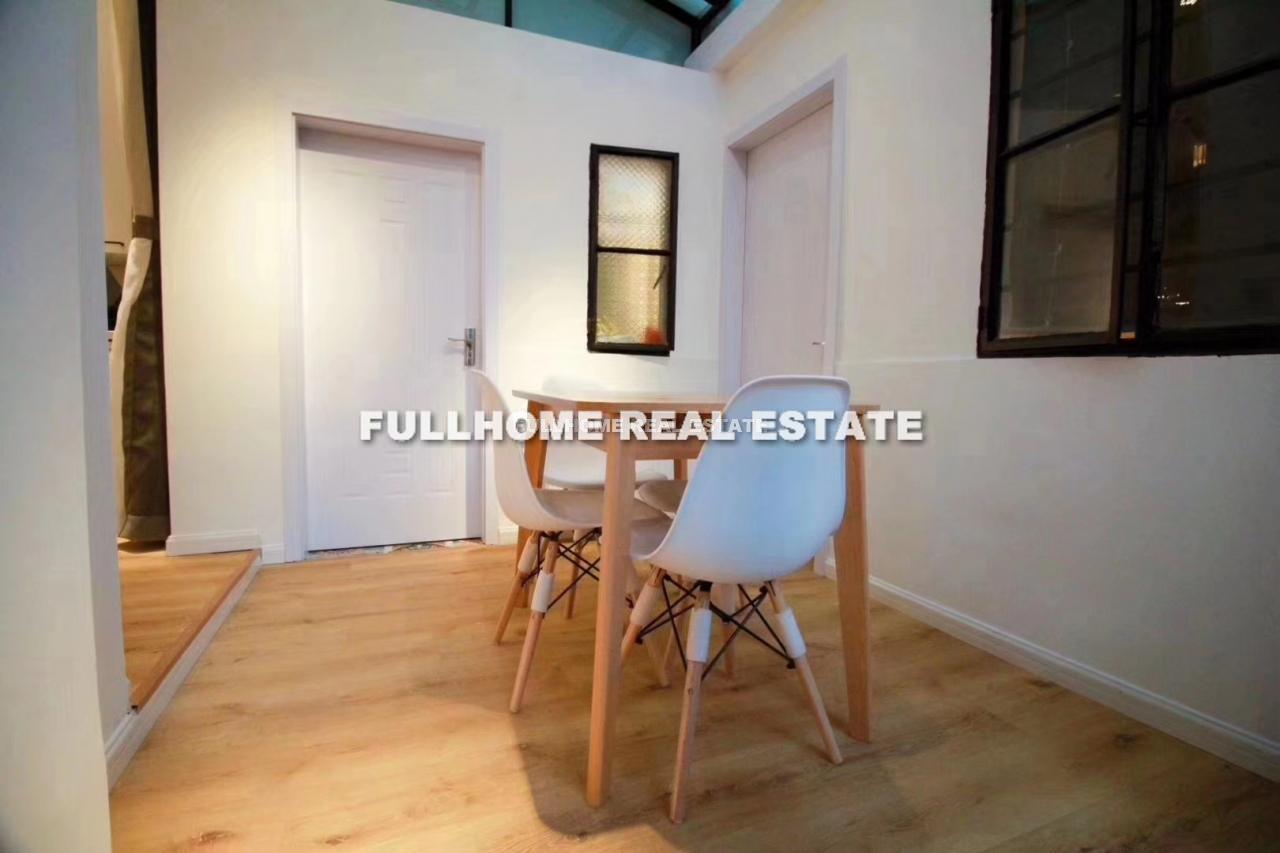 Lane 401-800 Changle Road Old House	 - Interior view 3, Shanghai rental property