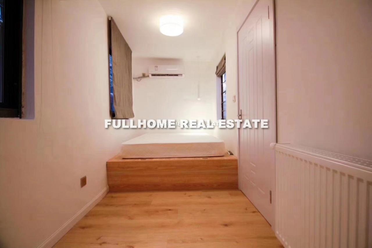 Lane 401-800 Changle Road Old House	 - Interior view 6, Shanghai rental property
