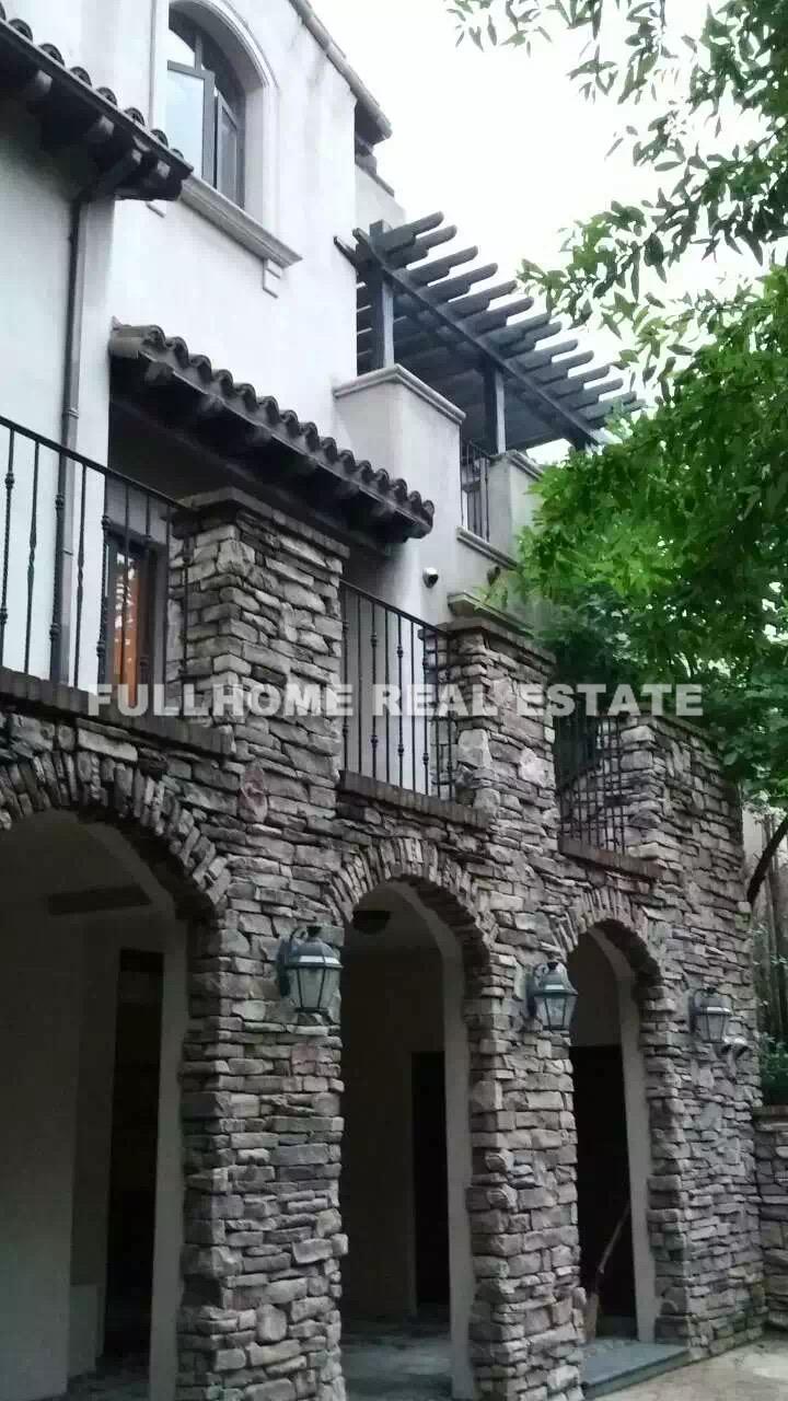 Rancho Santa Fe - 5 bedroom apartment in Shanghai, Minhang, Suburb