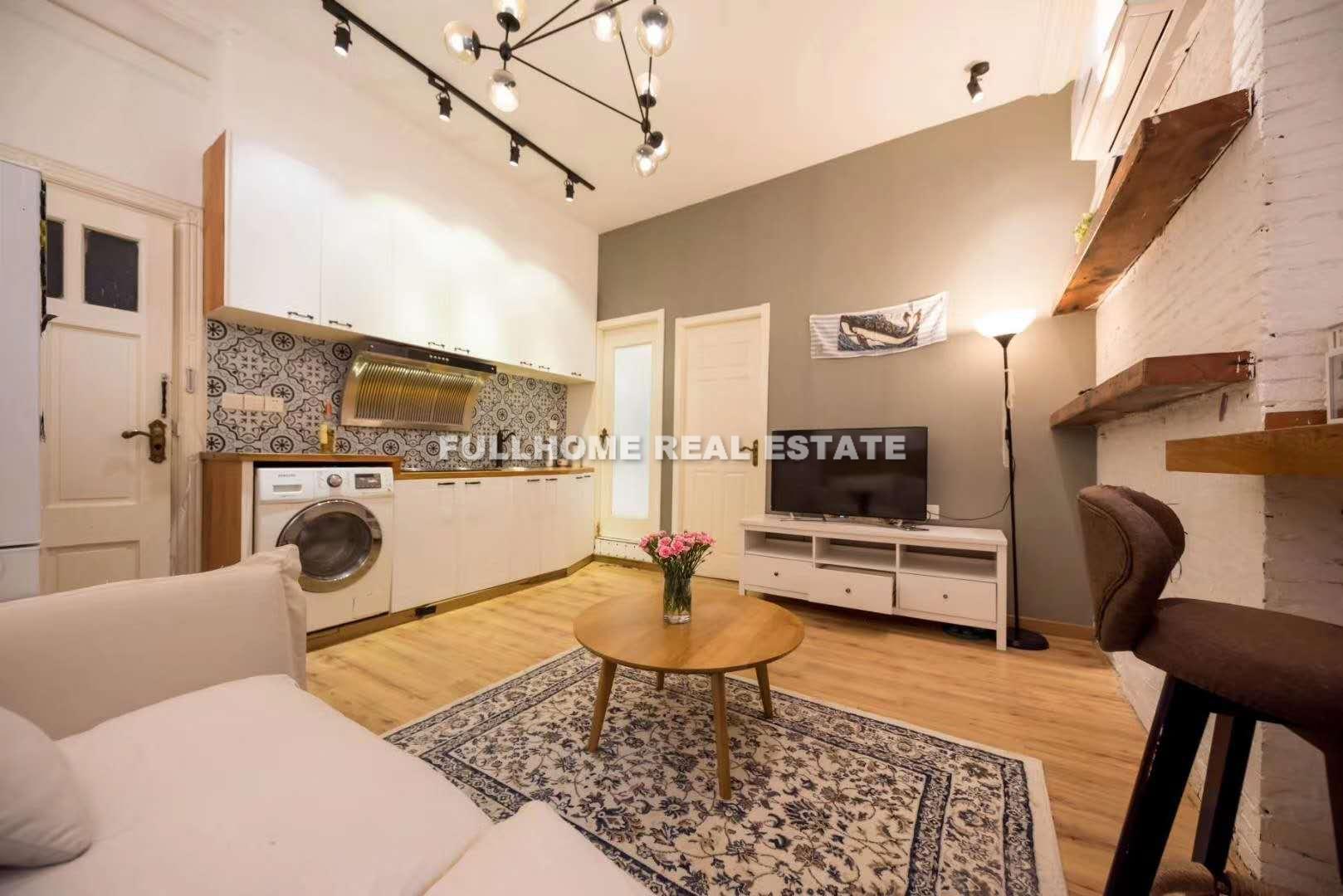 Similar property: Lane1200-1500 Middle Fuxing Road Old House, 1 bedrooms, 50 sqm in Shanghai