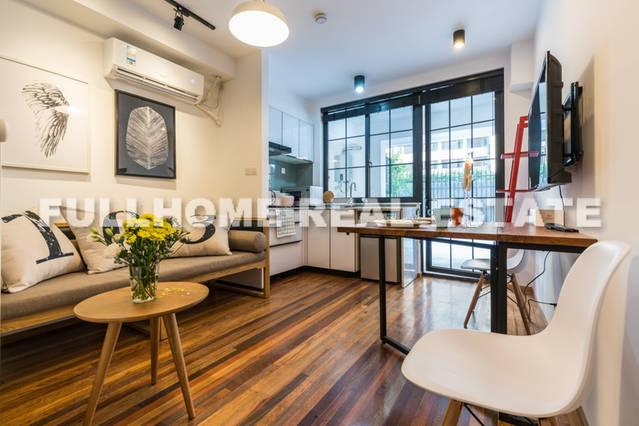 Same compound: Fenglin Apartment, 1 bedrooms in Shanghai