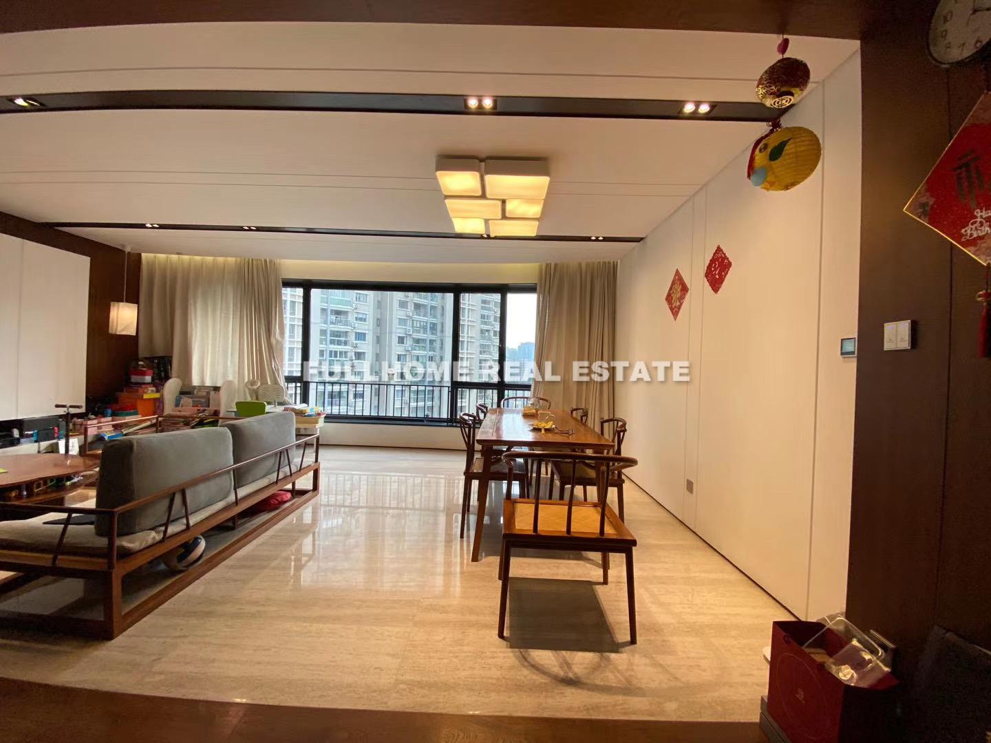 Jing An Golden Street - 3 bedroom apartment in Shanghai, Jing An, Downtown
