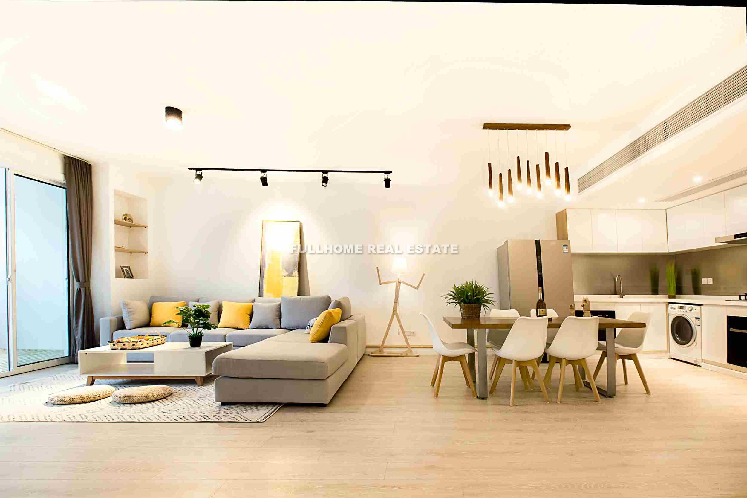 MingYuan Century City - 4 bedroom apartment in Shanghai, FFC, Downtown