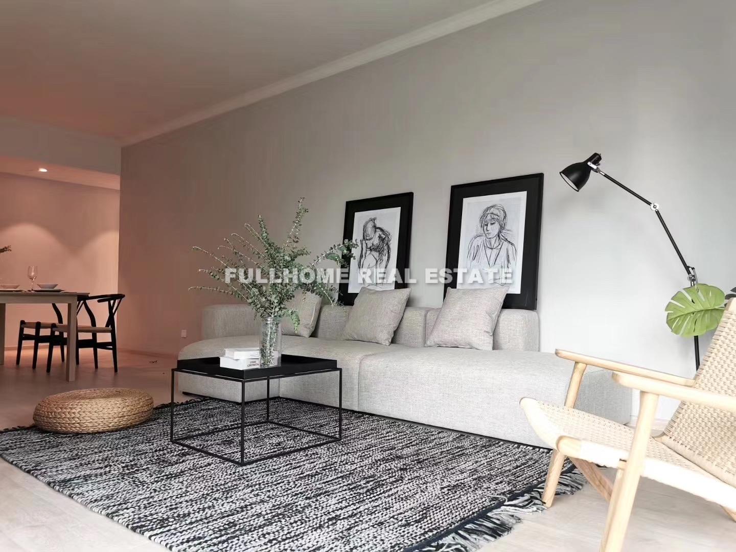 Shimao Riviera Garden - 2 bedroom apartment in Shanghai, Lujiazui, Pudong