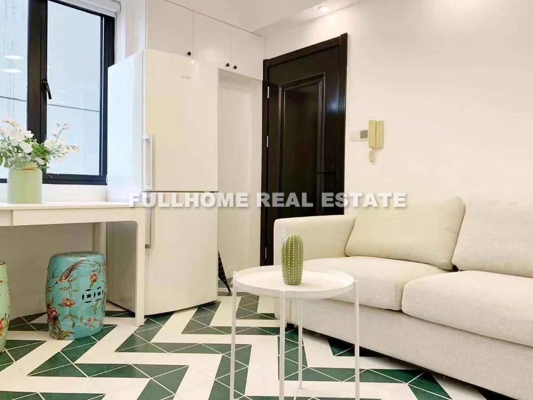 Zhao Jia Qiao - 2 bedroom apartment in Shanghai, Jing An, Downtown