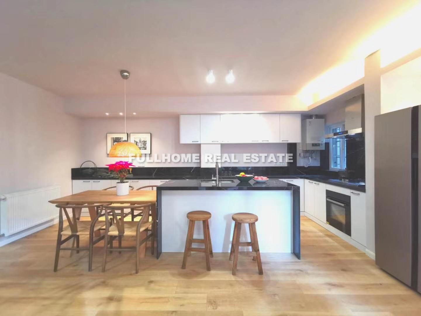 Xin Fu Kang Li - 3 bedroom apartment in Shanghai, Jing An, Downtown