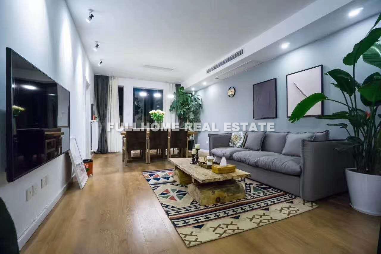 Luoshan Garden - 3 bedroom apartment in Shanghai, Jingqiao Green City, Pudong