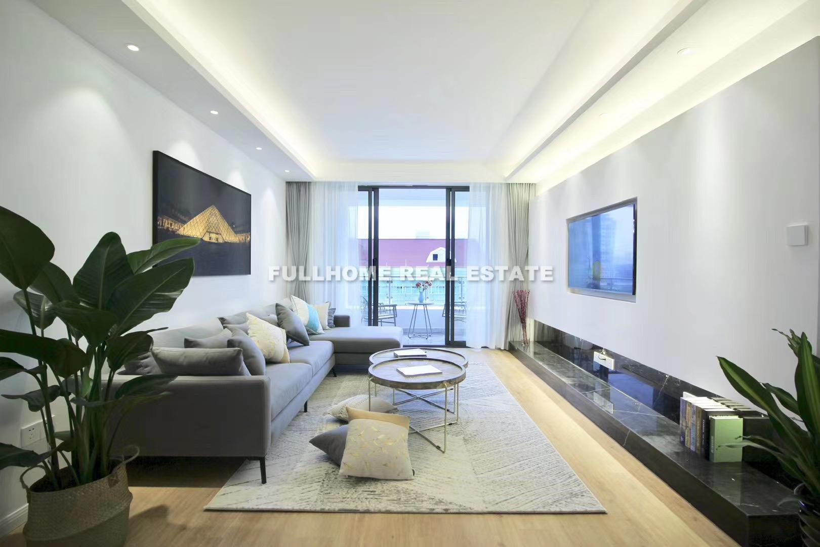 Top Of City - 2 bedroom apartment in Shanghai, People Square, Downtown