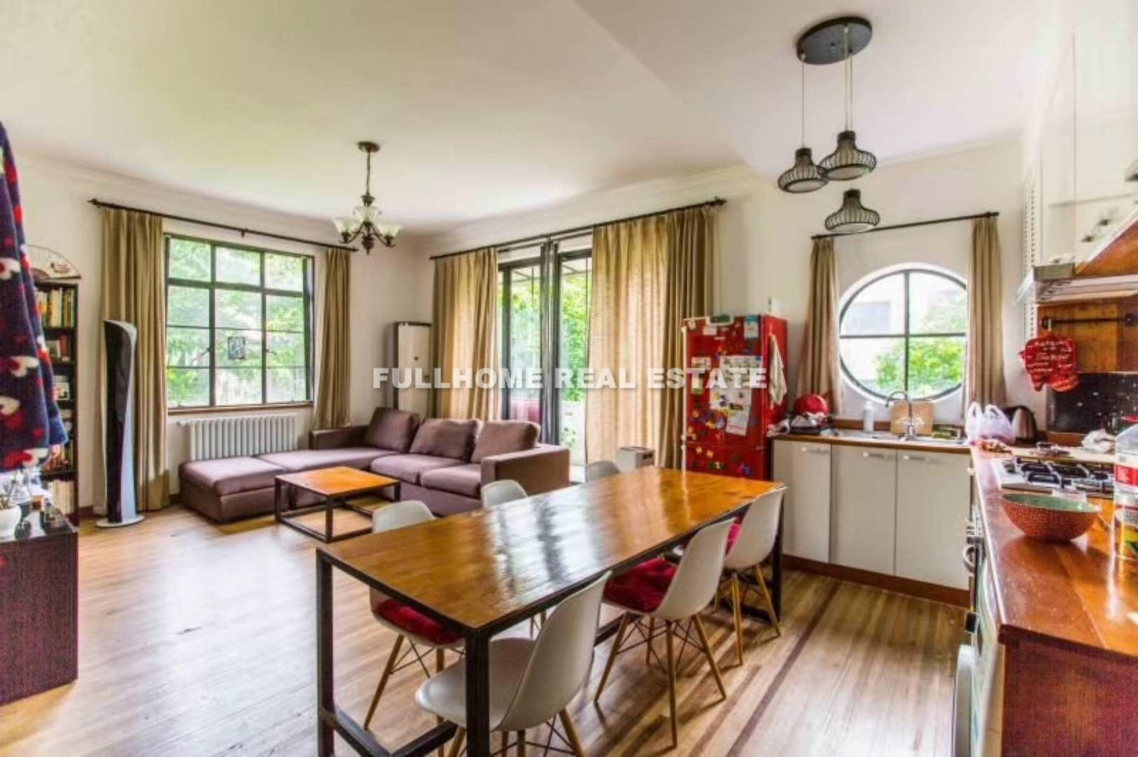 Same compound: Shangfang Garden, 3 bedrooms in Shanghai