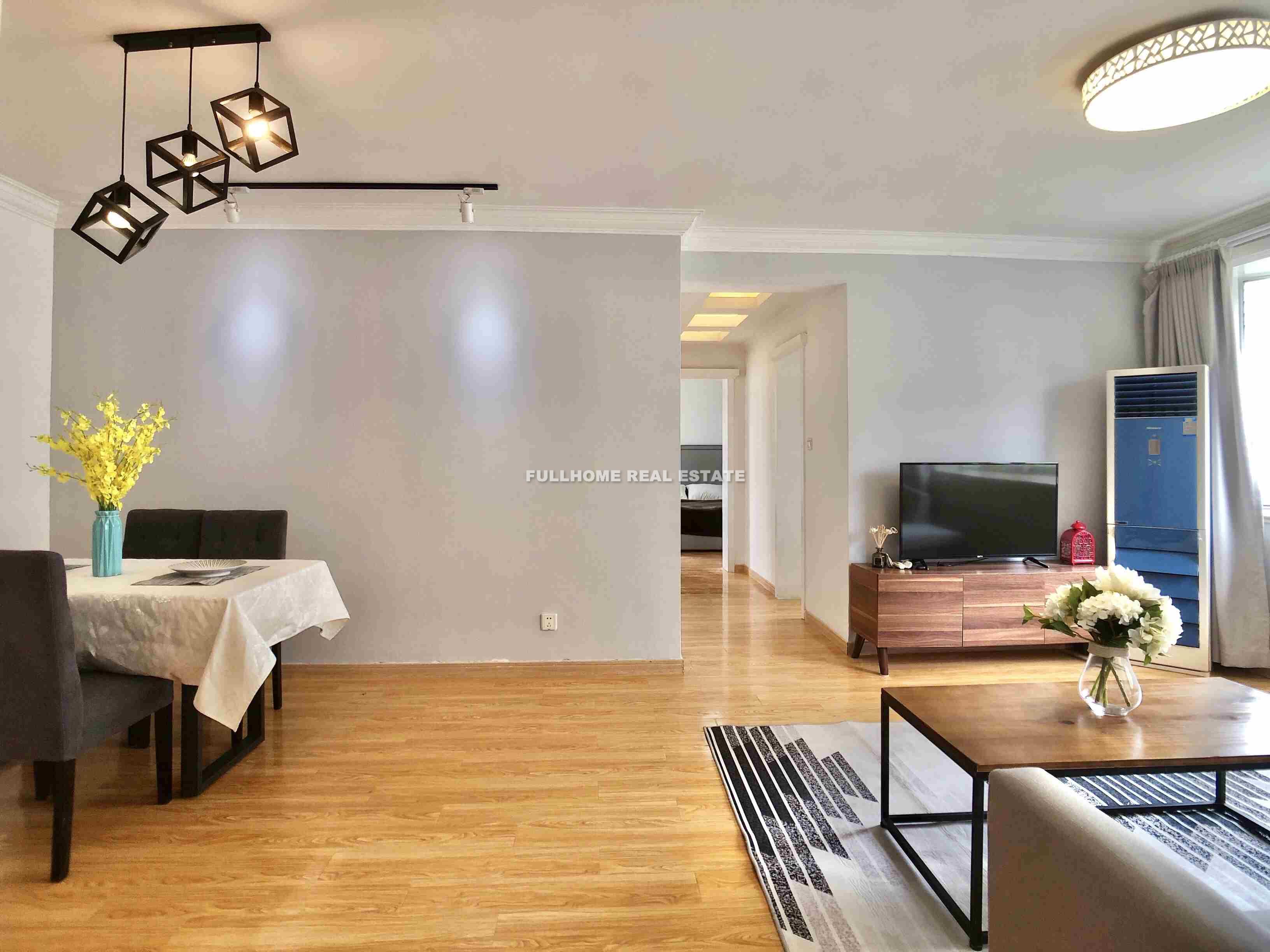 Ruinan Garden - 2 bedroom apartment in Shanghai, Xujiahui, Downtown