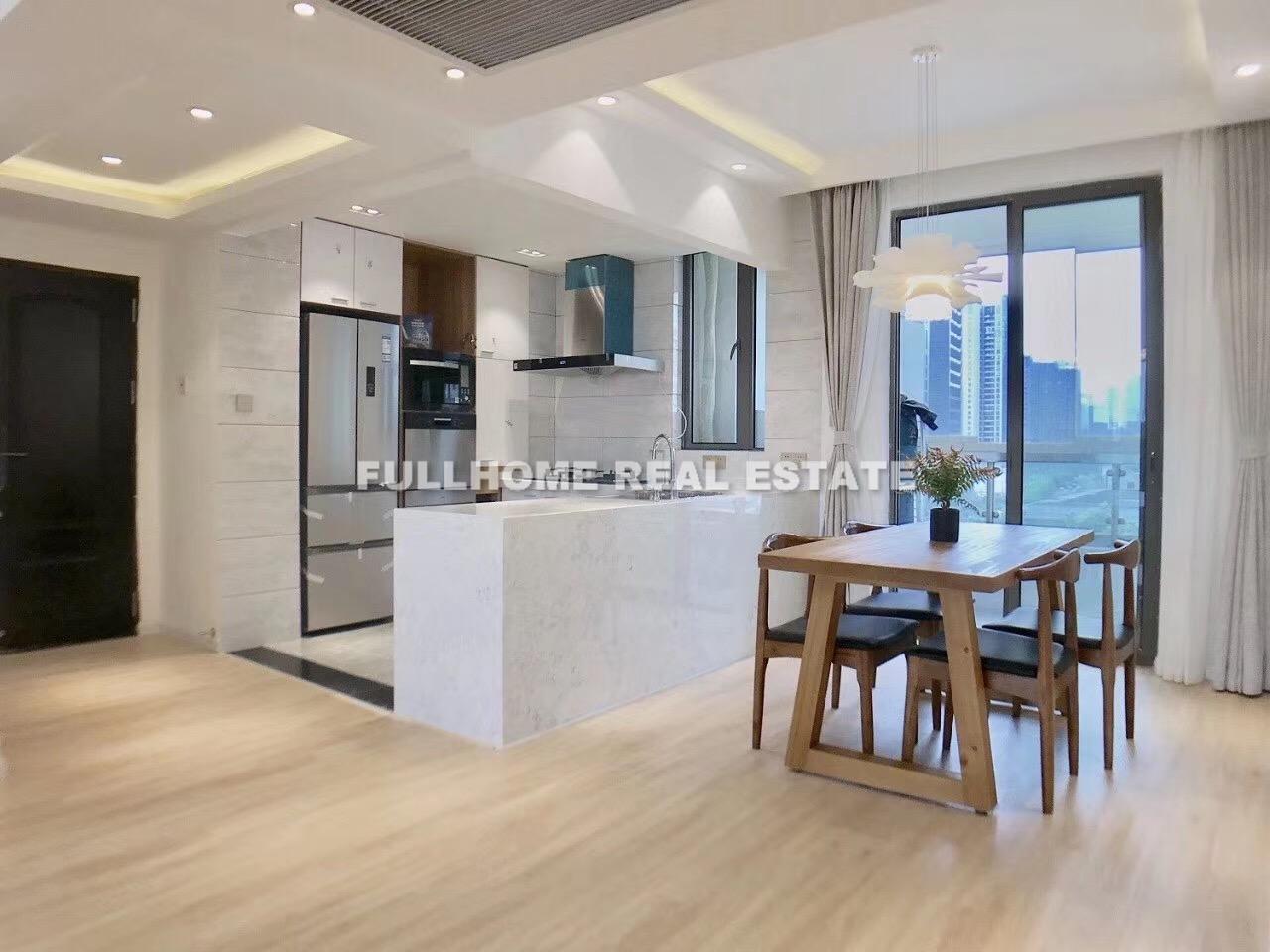 Top Of City - 2 bedroom apartment in Shanghai, People Square, Downtown