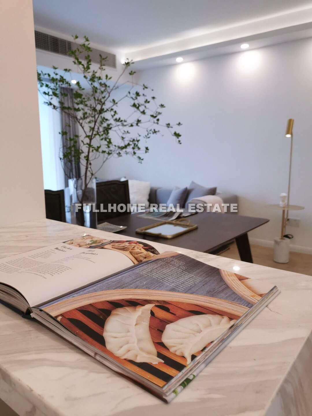 First Block - 2 bedroom apartment in Shanghai, Jing An, Downtown