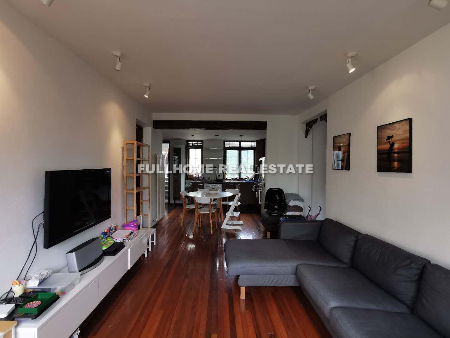 Lane 1-500 Xingguo Road Old House - 2 bedroom apartment in Shanghai, Downtown, Downtown