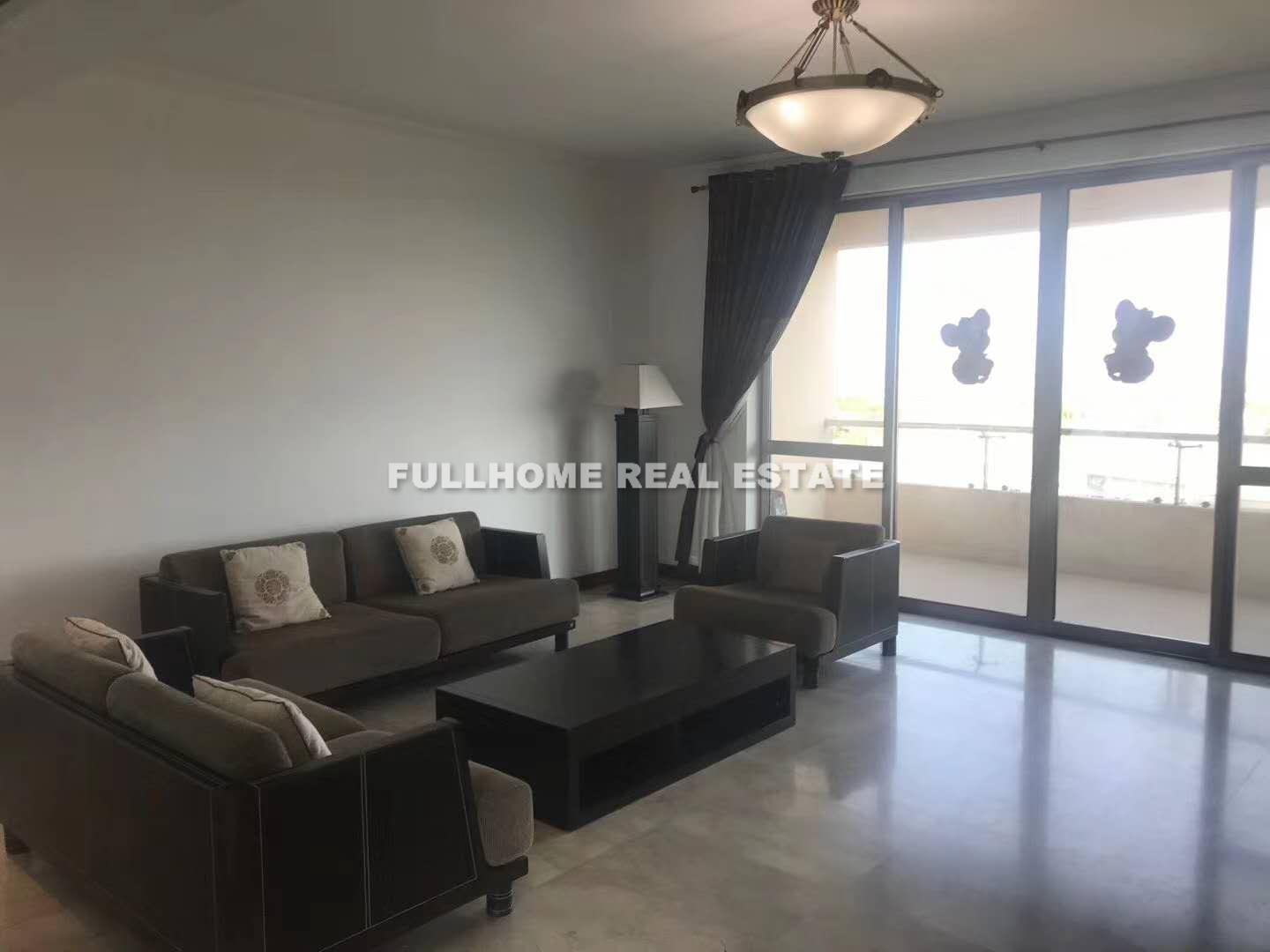 Shimao Lakeside Garden - 4 bedroom apartment in Shanghai, Jingqiao Green City, Pudong