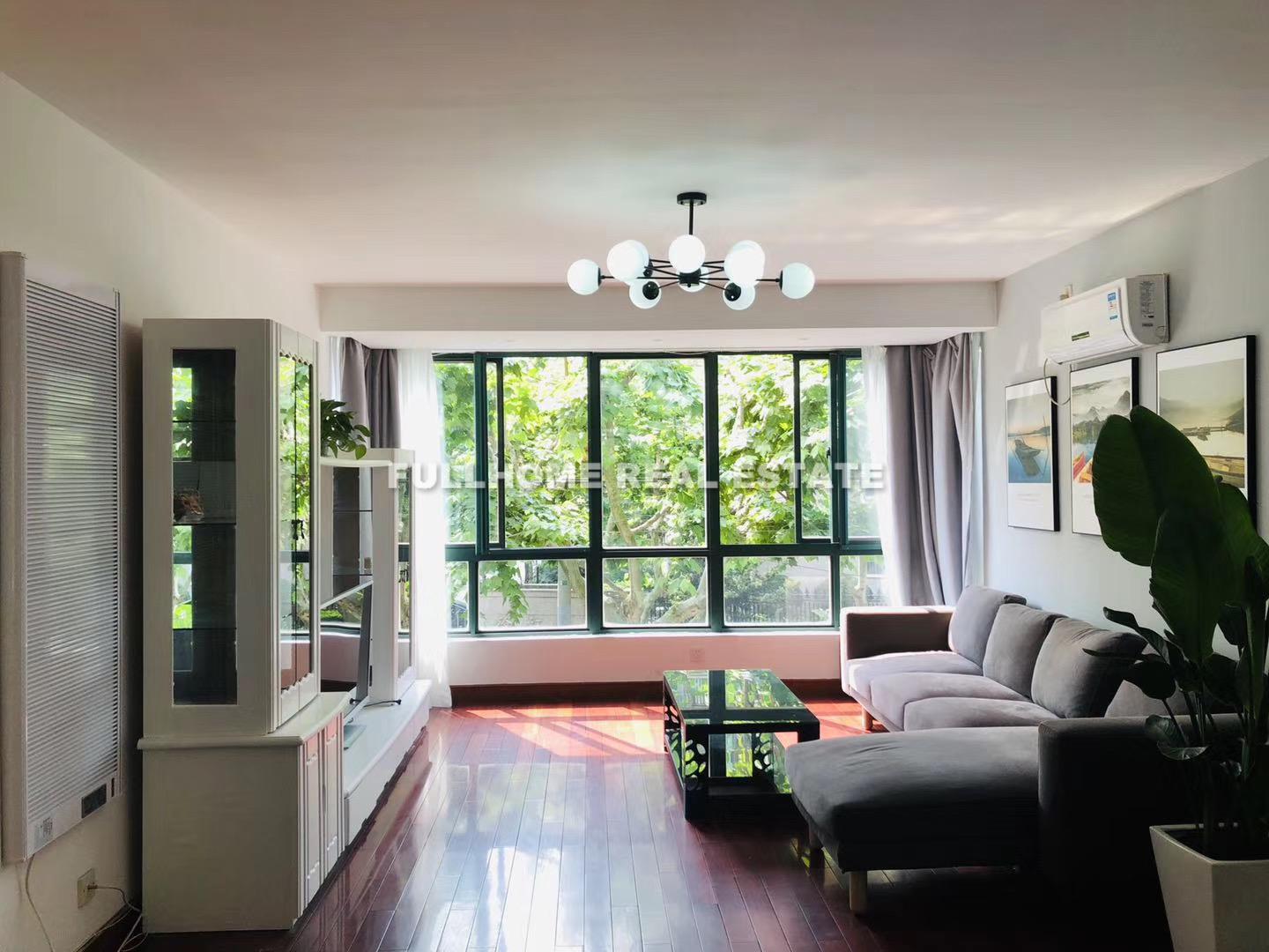 Xujiahui Jingyuan - 3 bedroom apartment in Shanghai, Downtown, Downtown