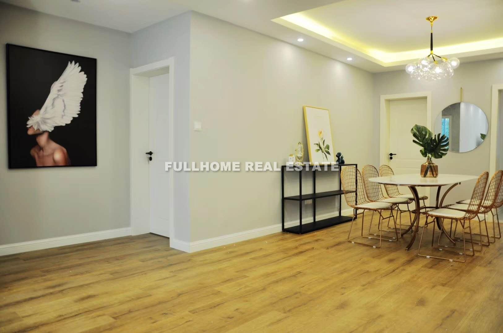Huaihai Xinchengyuan - 3 bedroom apartment in Shanghai, Downtown, Downtown