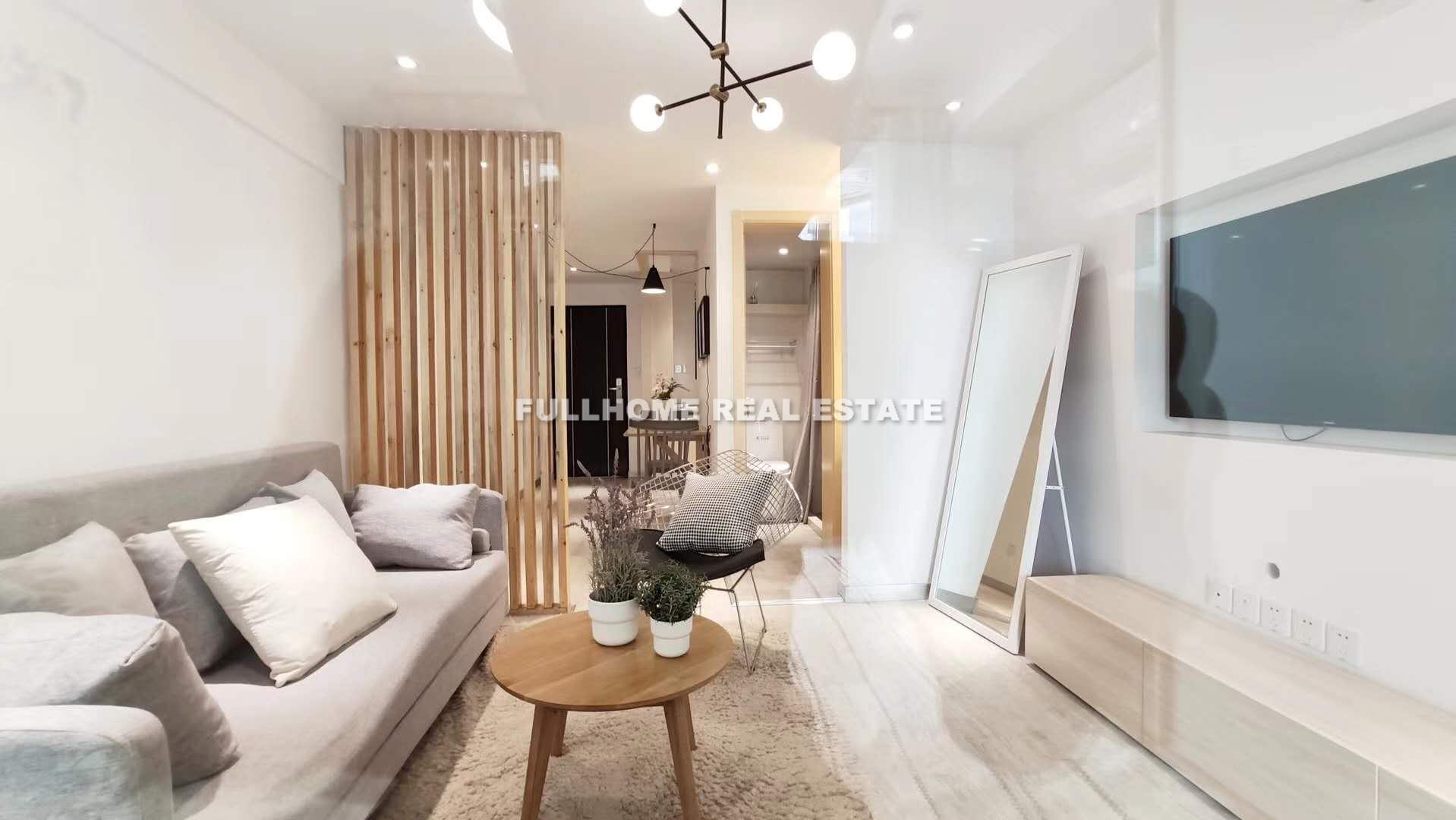 Same compound: Lianyun Apartment, 1 bedrooms in Shanghai