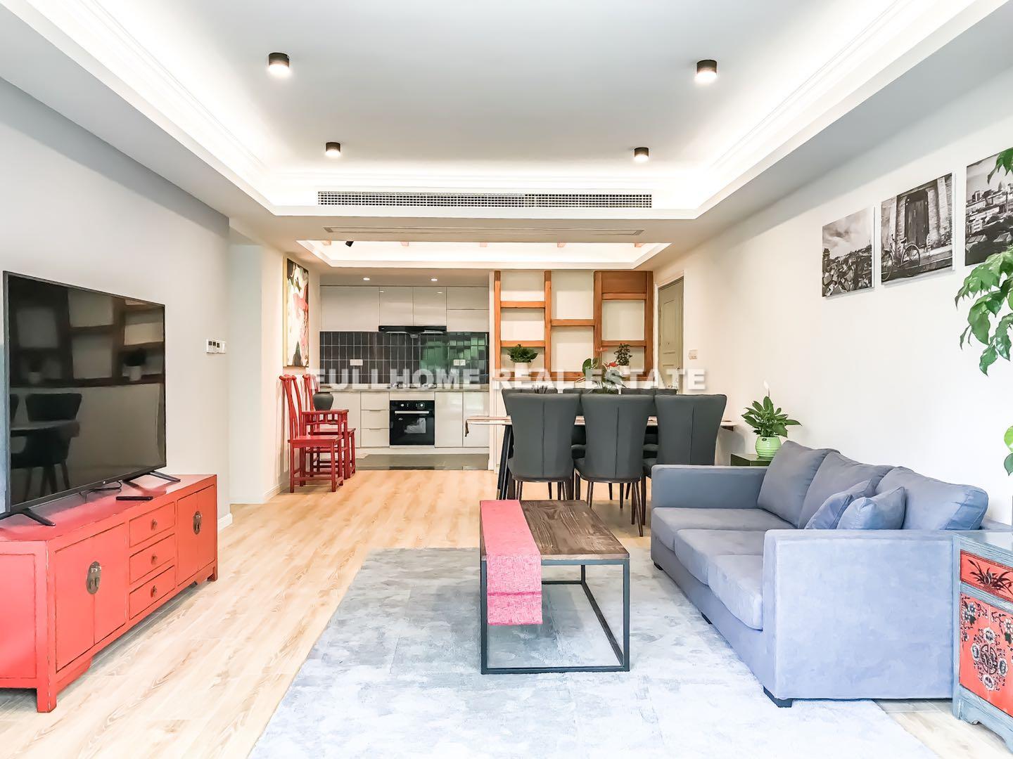 The Courtyards - 3 bedroom apartment in Shanghai, Jing An, Downtown