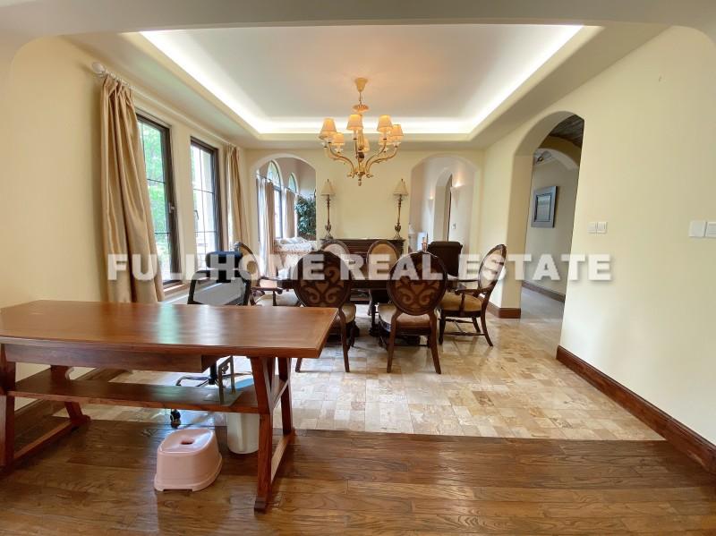 Rancho Santa Fe - 4 bedroom apartment in Shanghai, Minhang, Suburb