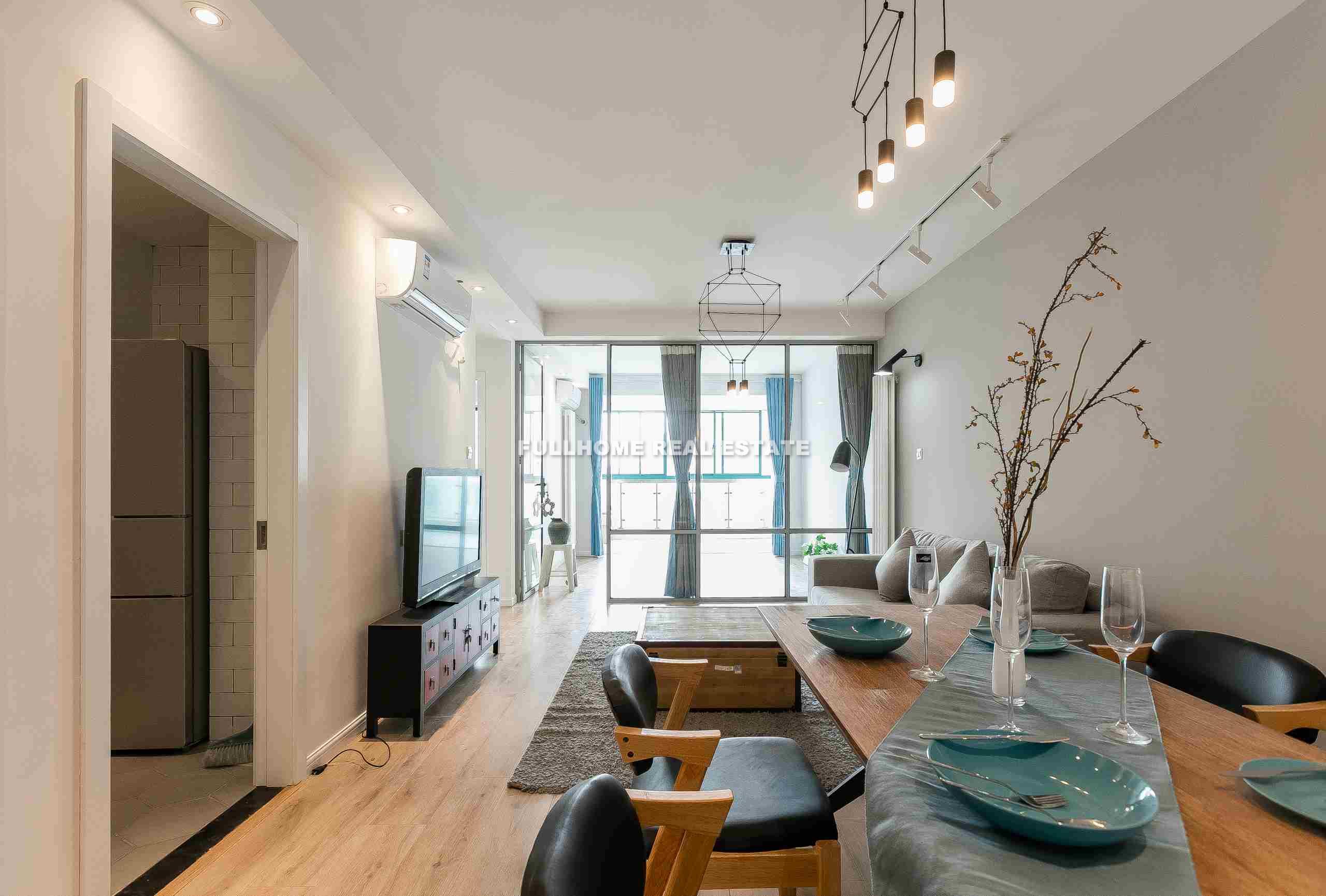 Luwan Dushi Garden - 3 bedroom apartment in Shanghai, Downtown, Downtown