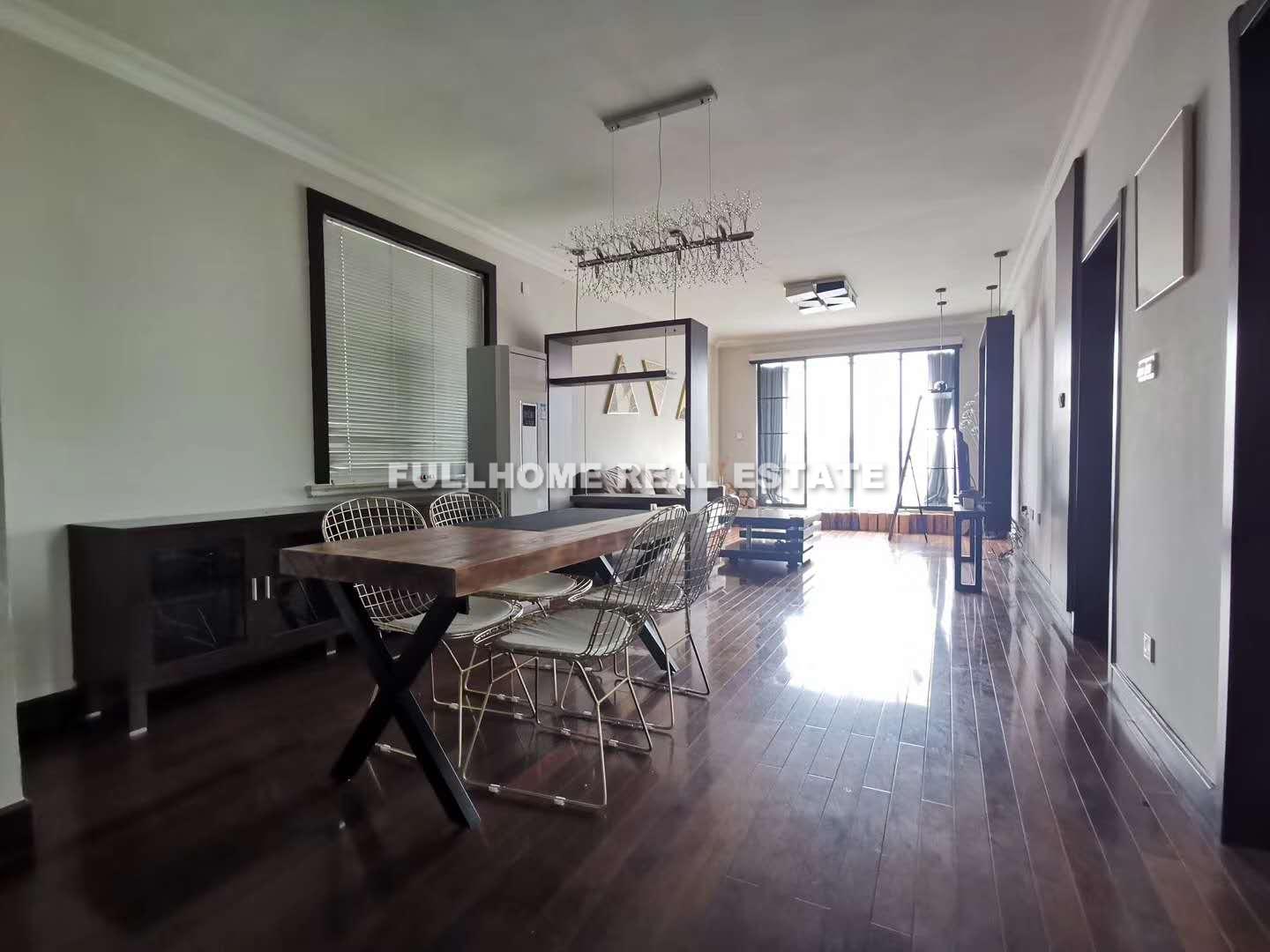 Tianji Garden - 2 bedroom apartment in Shanghai, Xujiahui, Downtown
