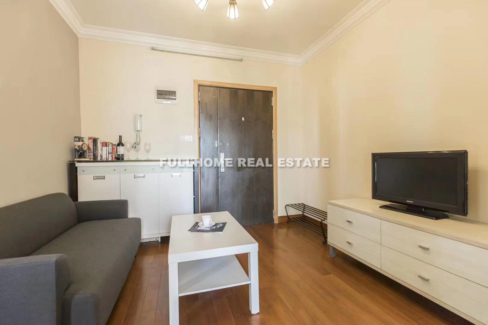 First Block - 1 bedroom apartment in Shanghai, Jing An, Downtown
