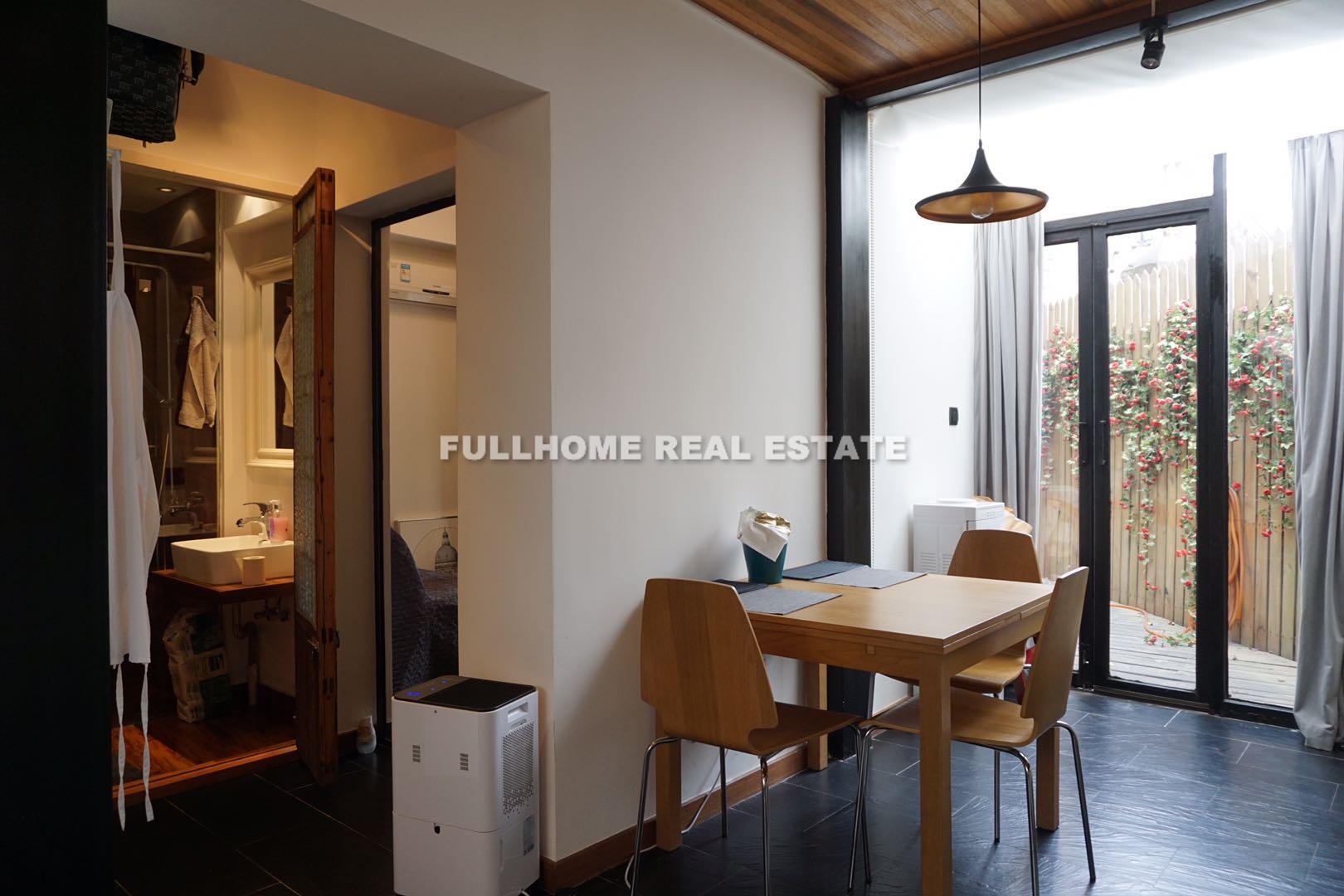 Lane1-500 Gaoan Road Old House - 1 bedroom apartment in Shanghai, FFC, Downtown