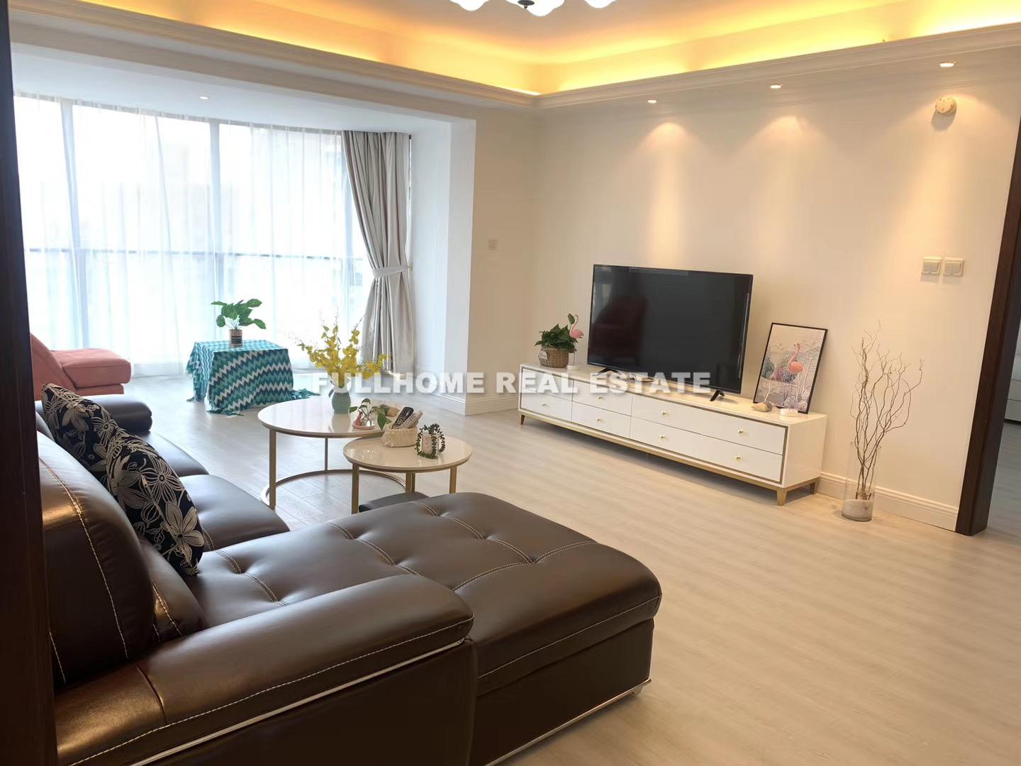 Gubei Qiangsheng Palace - 3 bedroom apartment in Shanghai, Gubei, Hongqiao