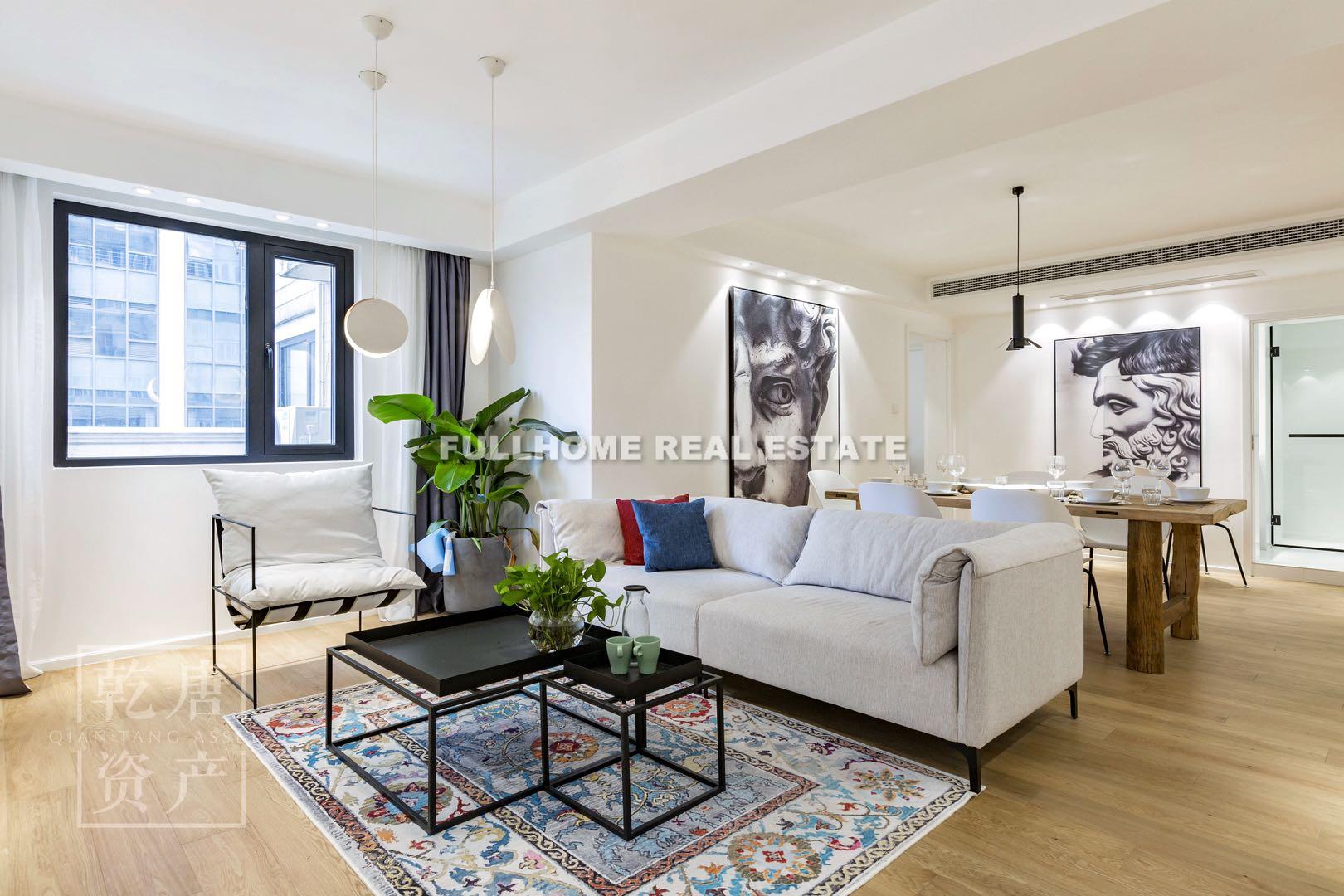 Same compound: California Place, 2 bedrooms in Shanghai
