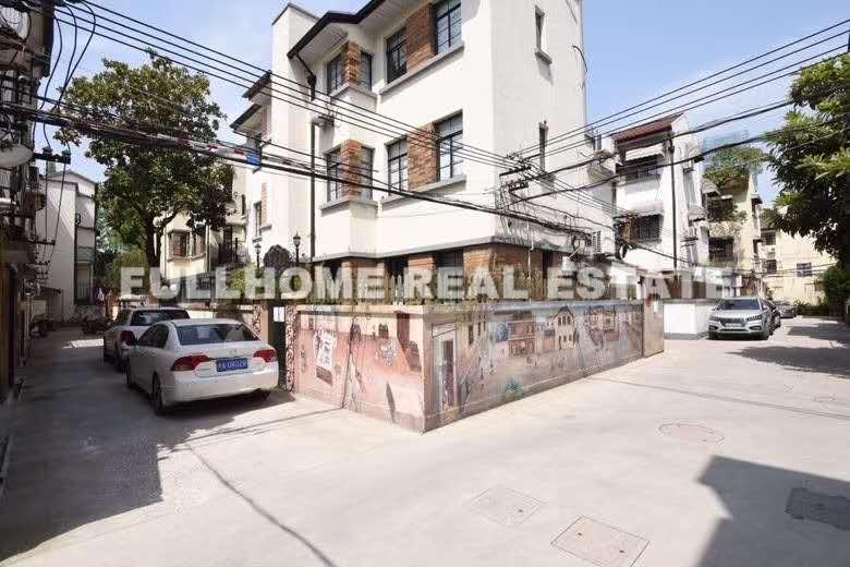 Lane 100-300 Fumin Road Old House - Interior view 4, Shanghai rental property