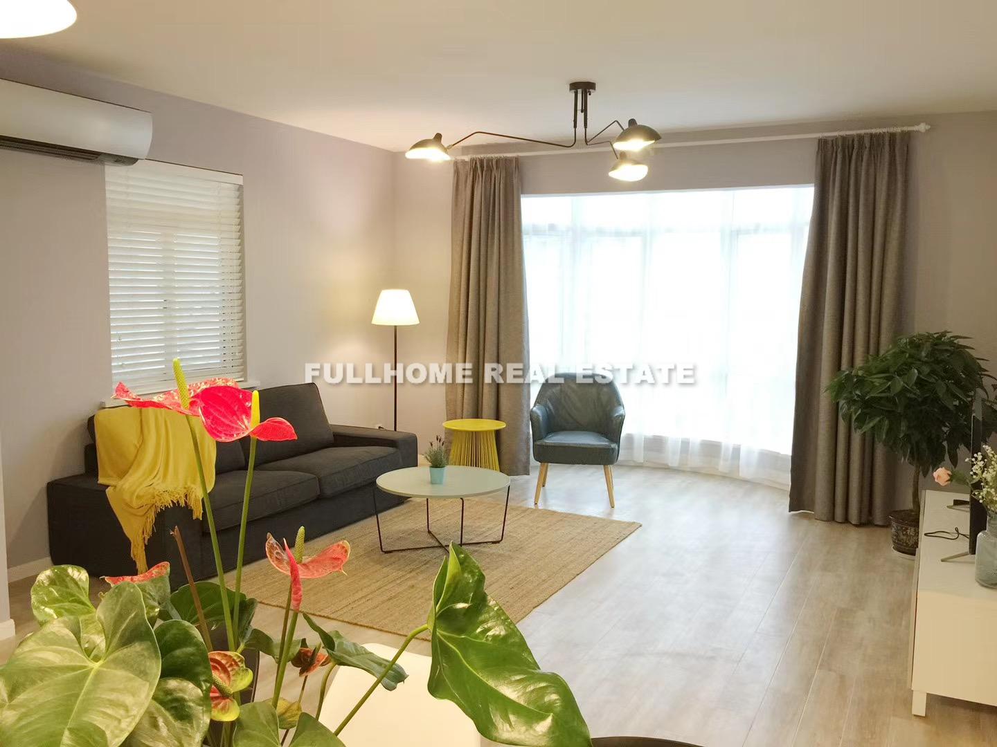 La Sevilla - 3 bedroom apartment in Shanghai, Zhongshan Park, Downtown