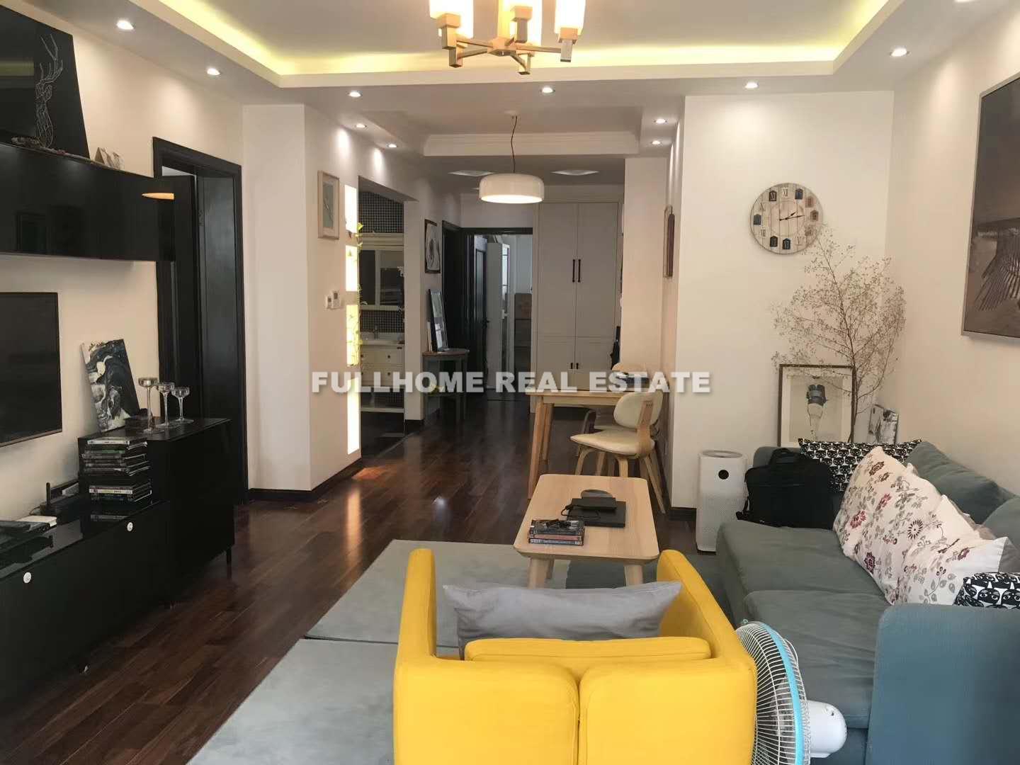 Same compound: Zhaoshang Huafu, 3 bedrooms in Shanghai