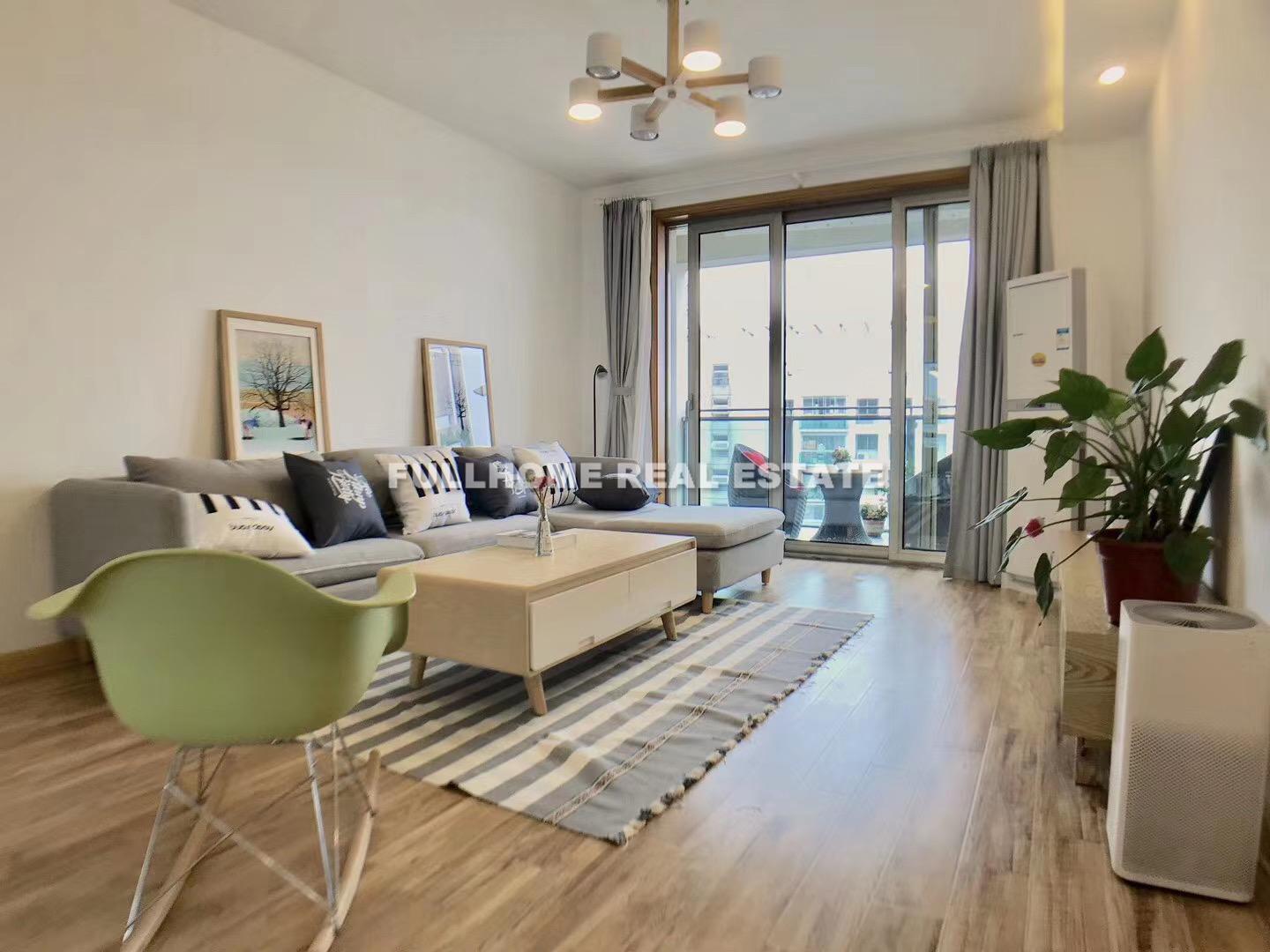 Dong Hai Garden - 2 bedroom apartment in Shanghai, Jing An, Downtown