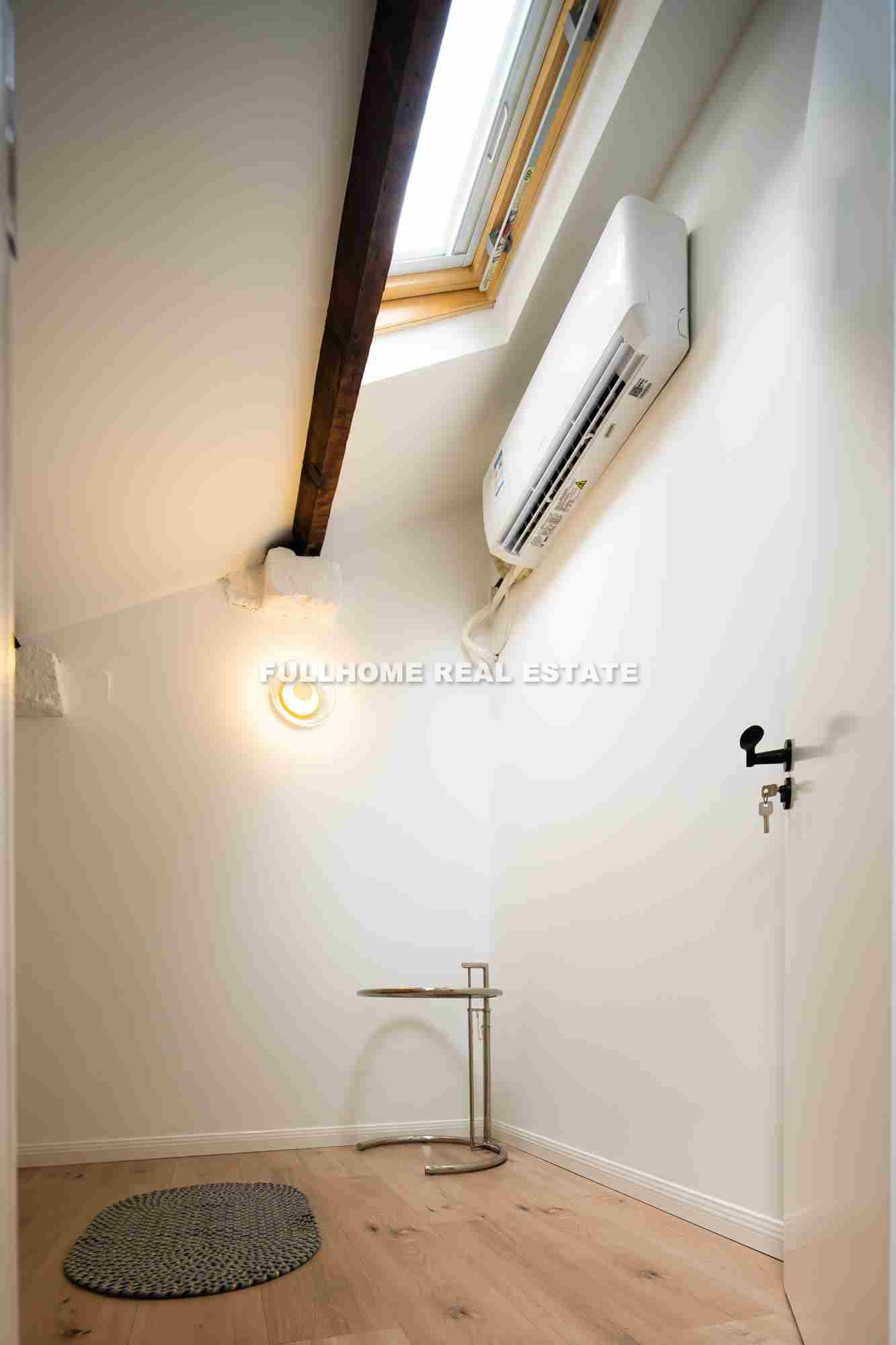 Lane 1-400 Taixing Road Old House - Interior view 9, Shanghai rental property