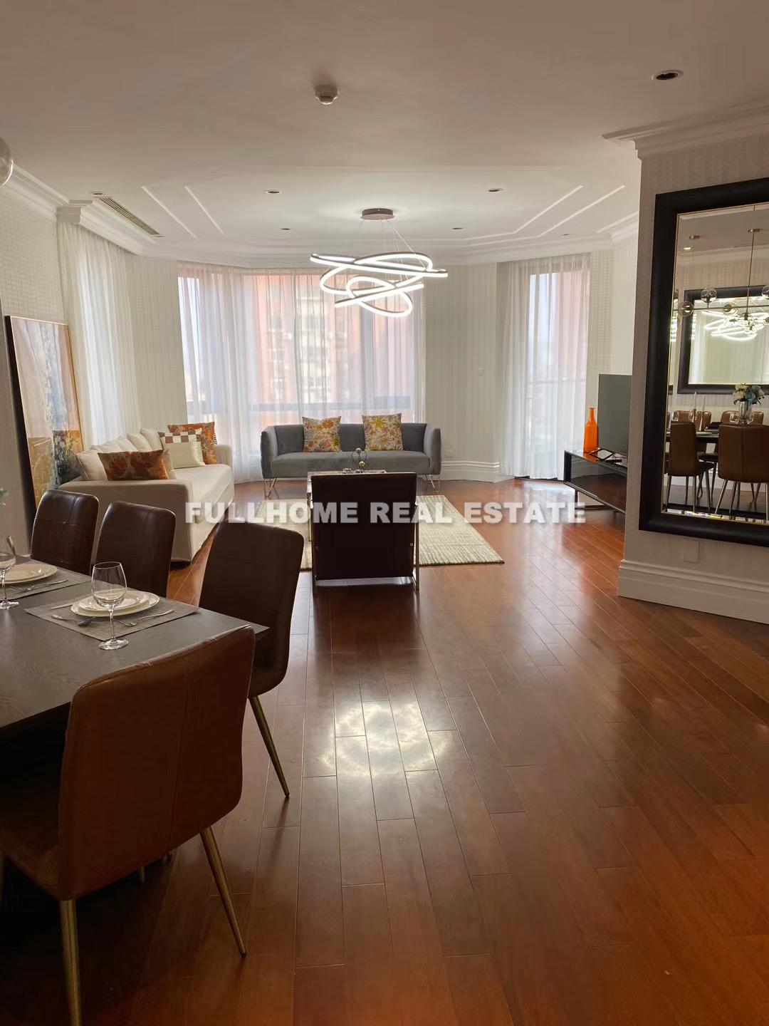 Chateau Pinnacle - 4 bedroom apartment in Shanghai, Jing An, Downtown