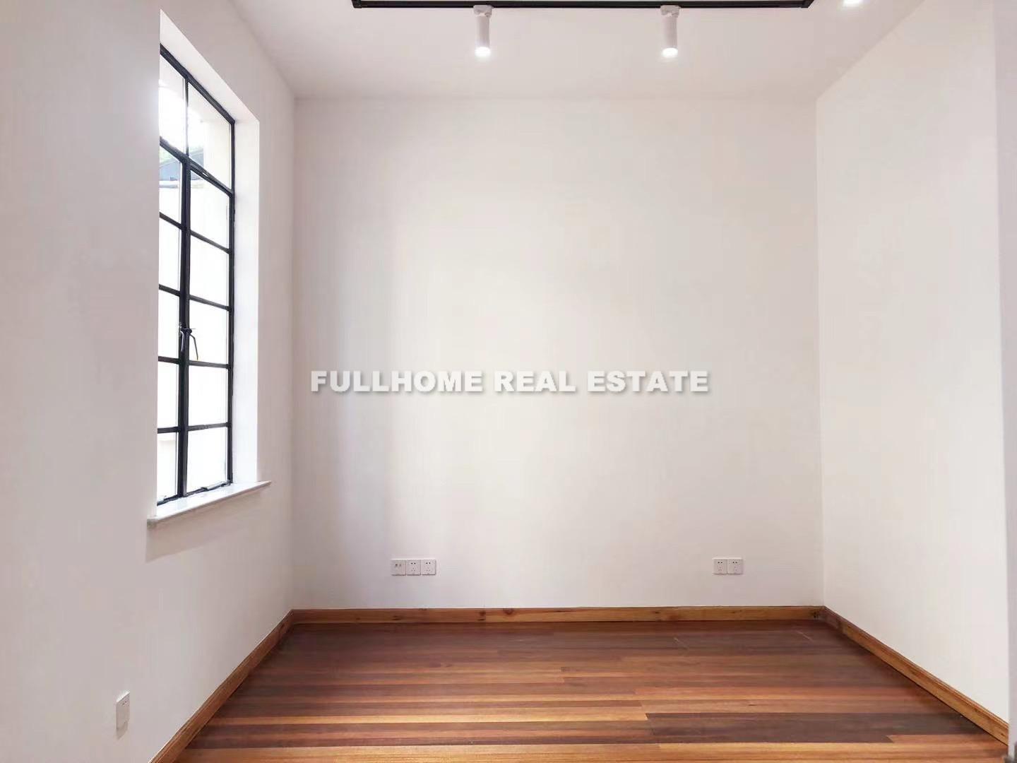 Lane 1-100 Yueyang Road Old House - 2 bedroom apartment in Shanghai, FFC, Downtown