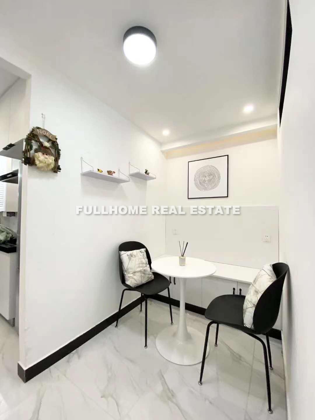 Haitian Apartment - 2 bedroom apartment in Shanghai, Xujiahui, Downtown