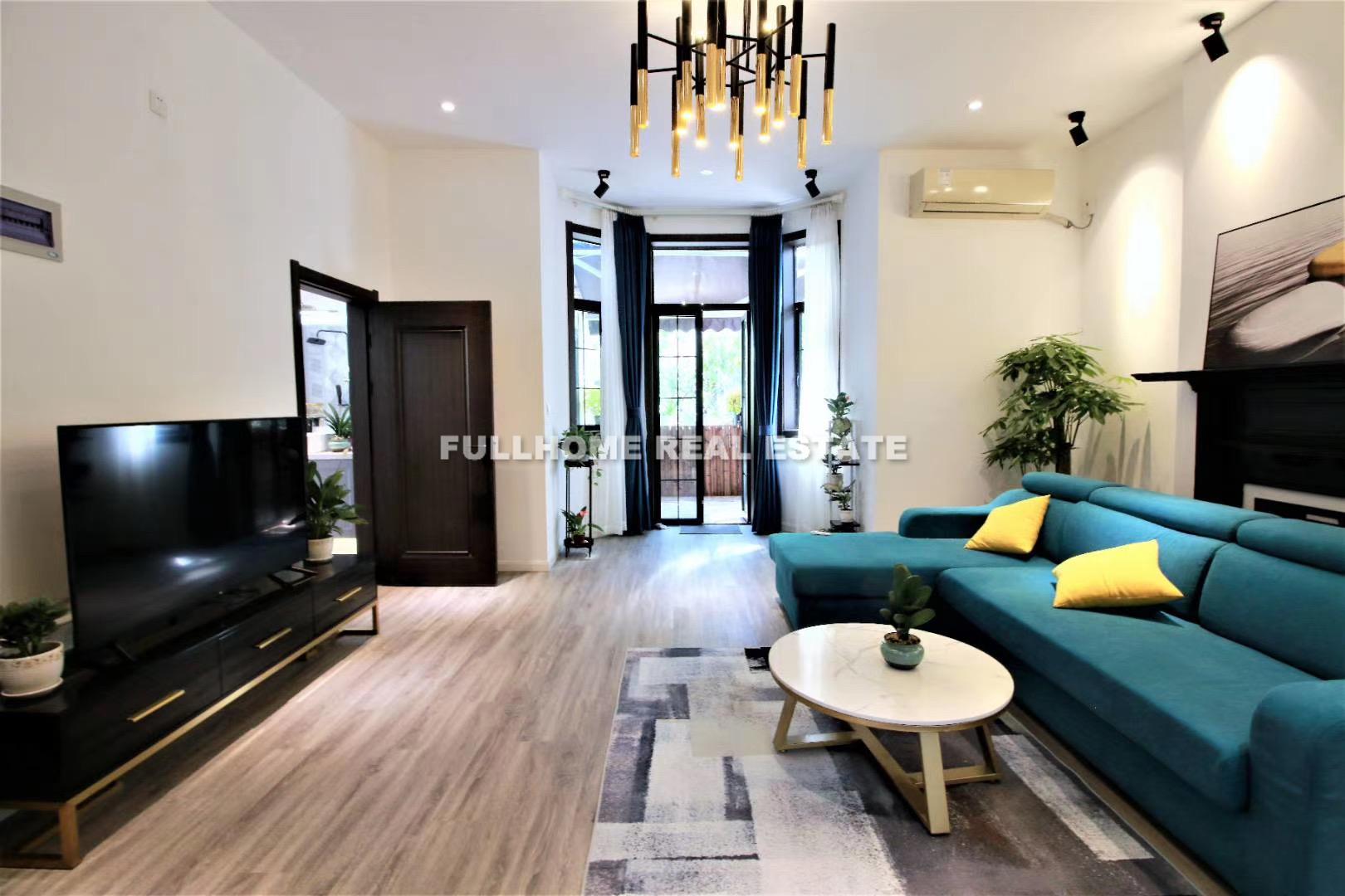 Lane 1-1000 Nanchang Road Old House - 2 bedroom apartment in Shanghai, FFC, Downtown